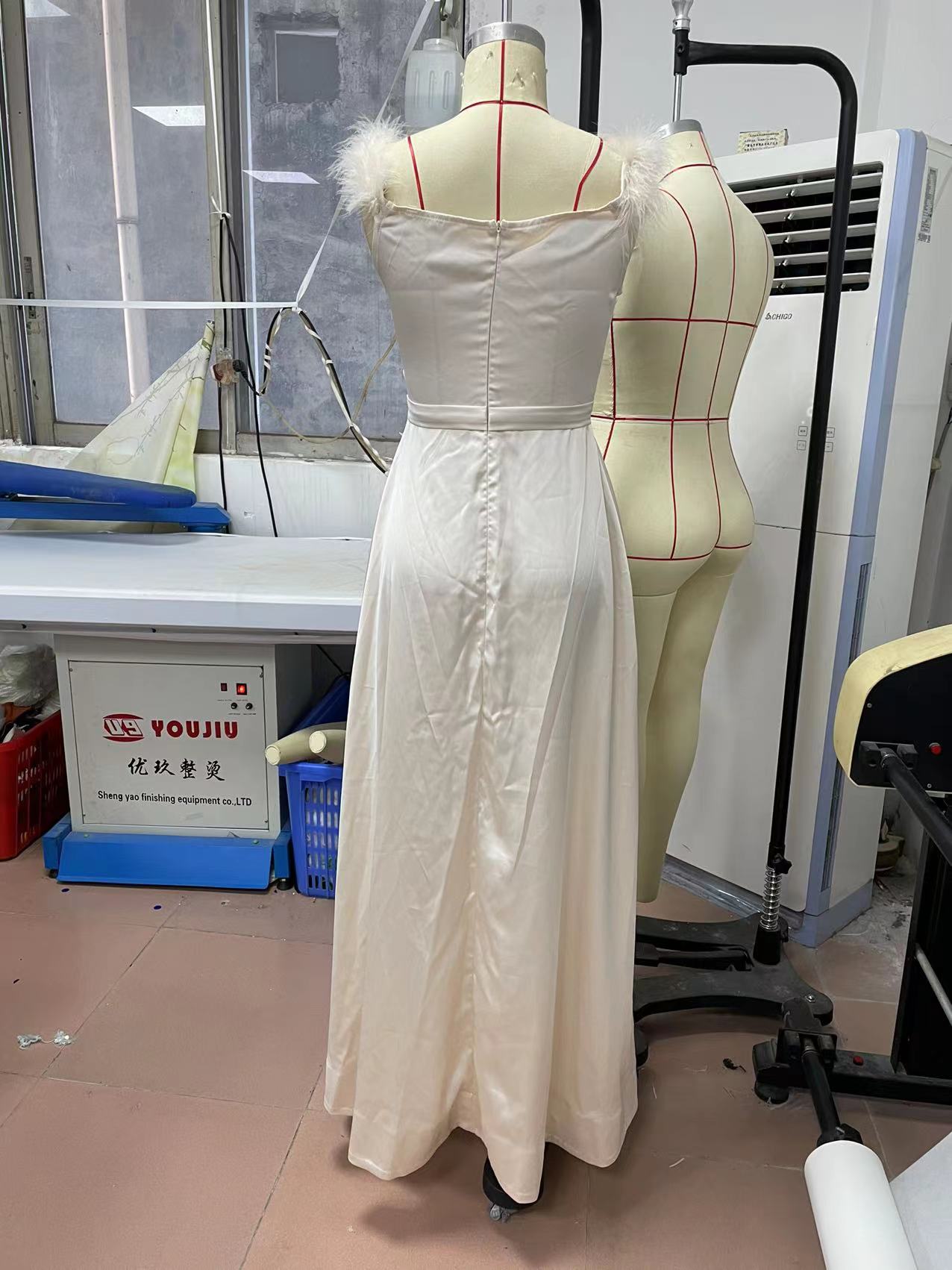 Women's Dresses Off Shoulder Slim Fit Gowns 7