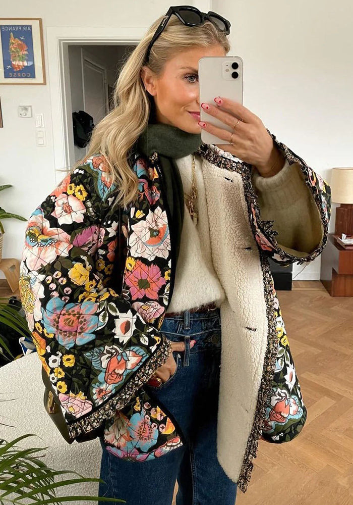 Women Autumn and Winter Printed Casual Bell Bottom Sleeve Jacket