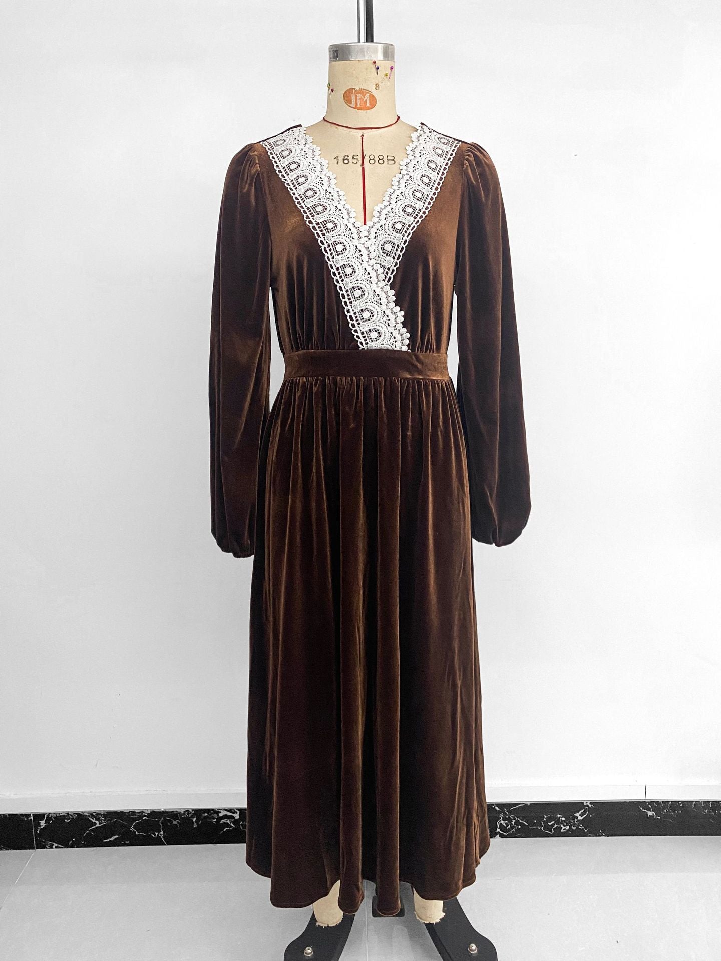 Women Fall/Winter Patchwork Lace V-Neck Long-Sleeved Velvet Maxi Dress 7