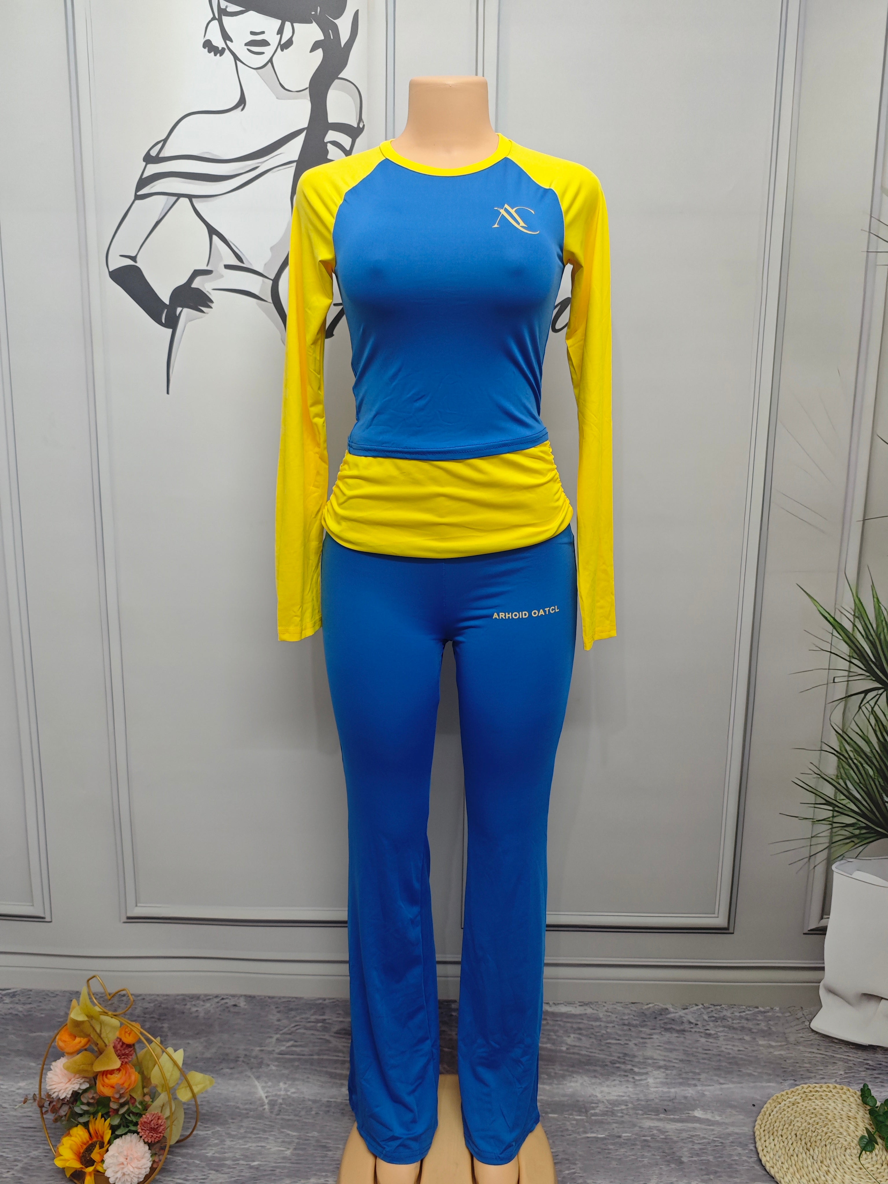 Women's Autumn Contrast Color Round Neck Slim Long Sleeve Two Piece Pants Set 16