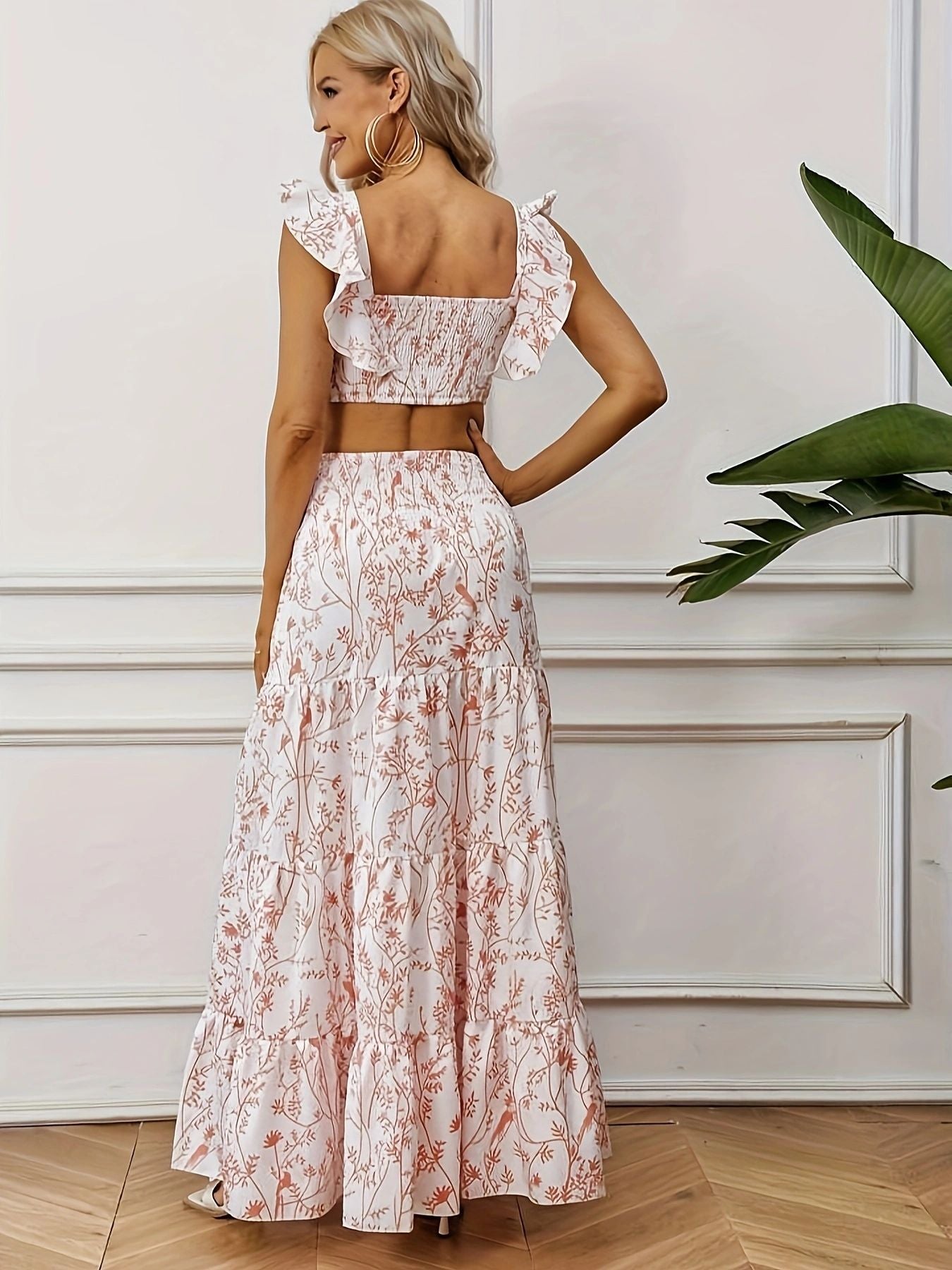 Square Neck Crop Top Printed Skirt Two Piece Set 5