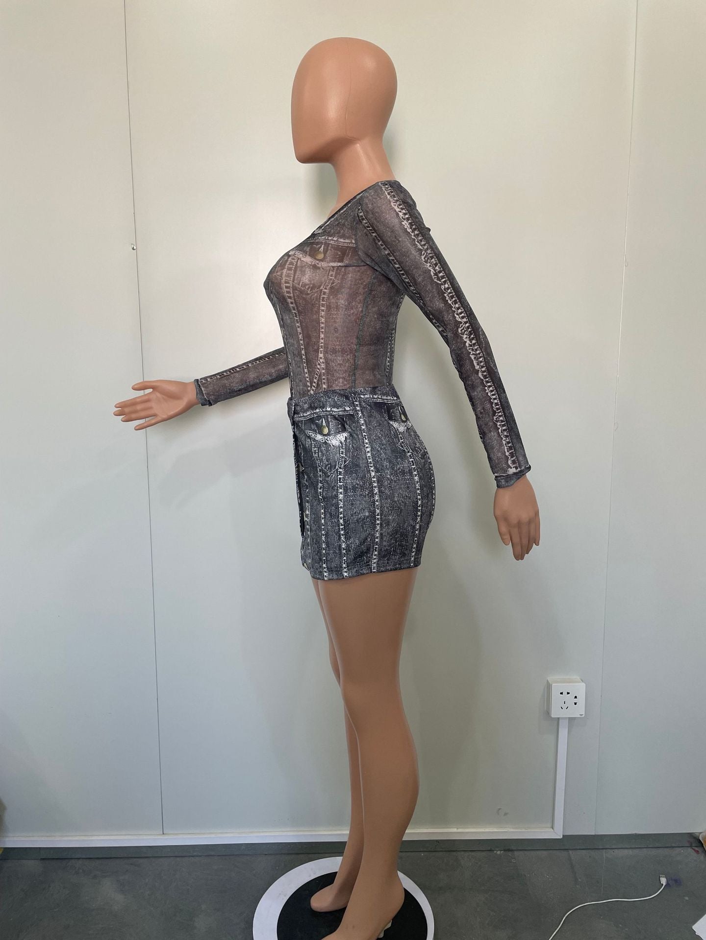 Women Mesh Bodysuit and Print Skirt two-piece set 21