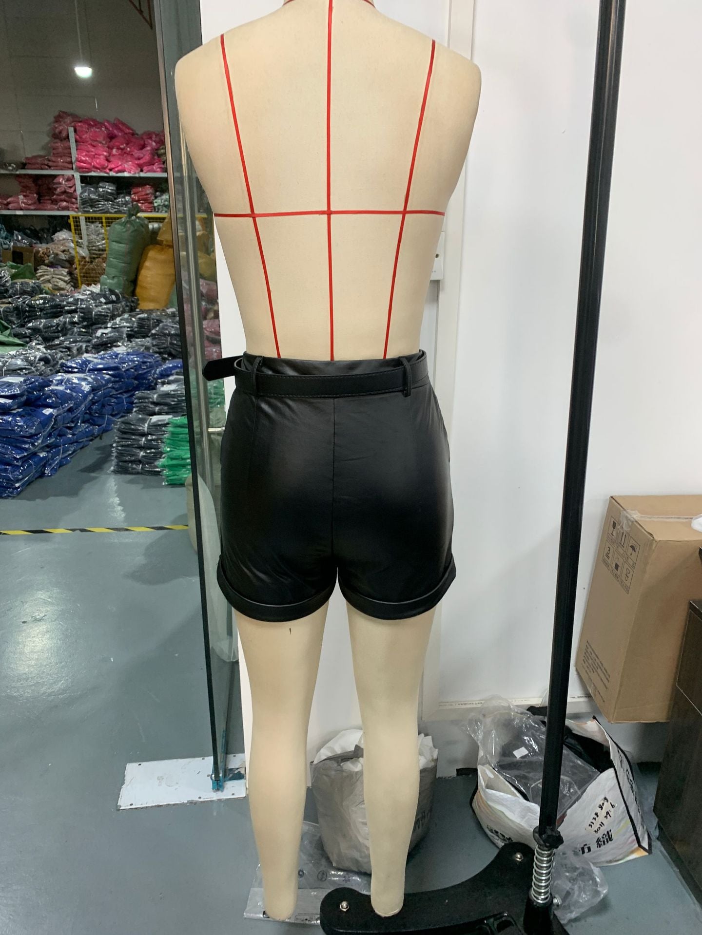 Women Pu Leather Belt Solid Shorts 5