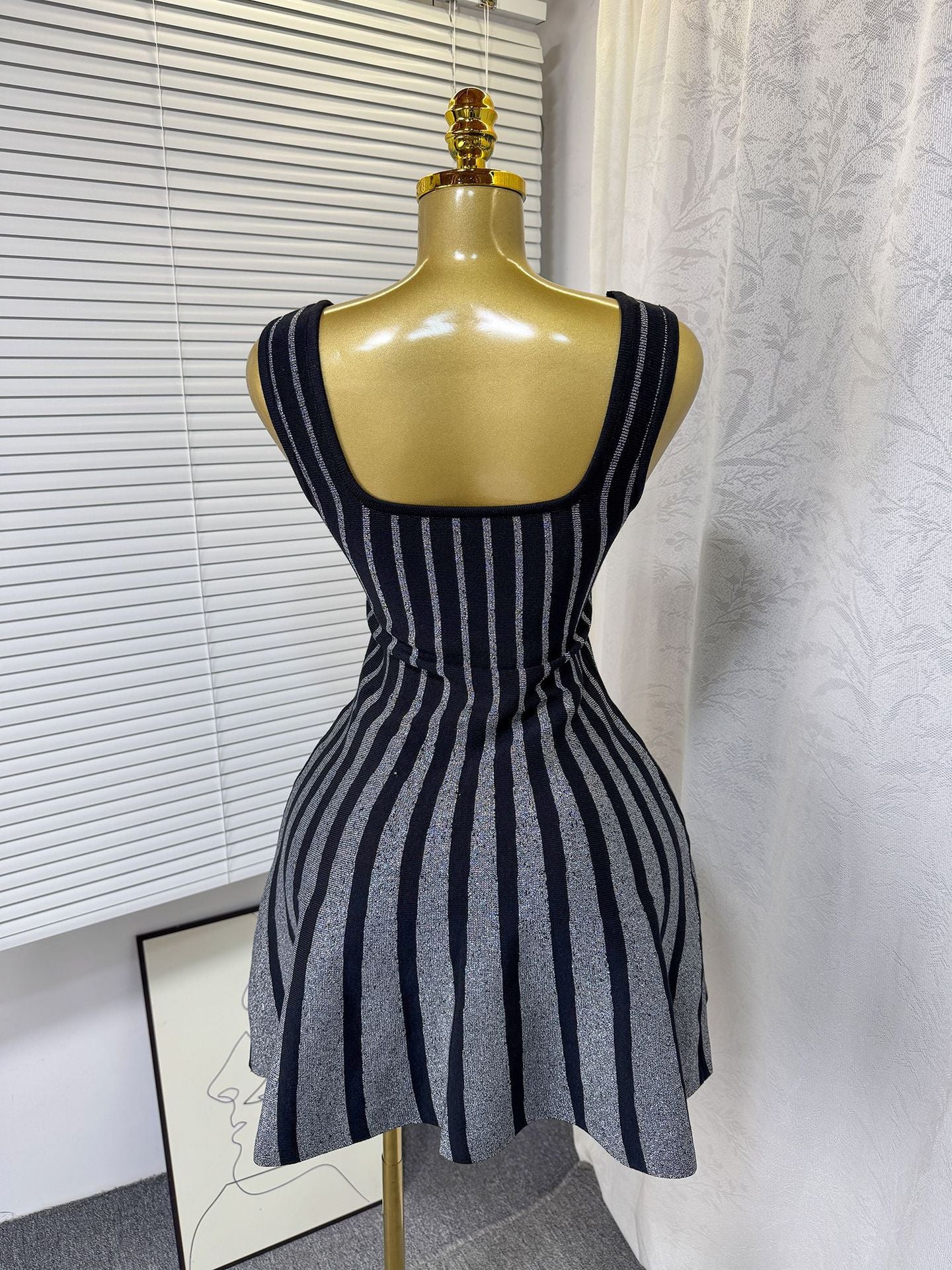 Chic Elegant Stripes Slim Waist Strap Knitting A-line Short Dress for Women 5