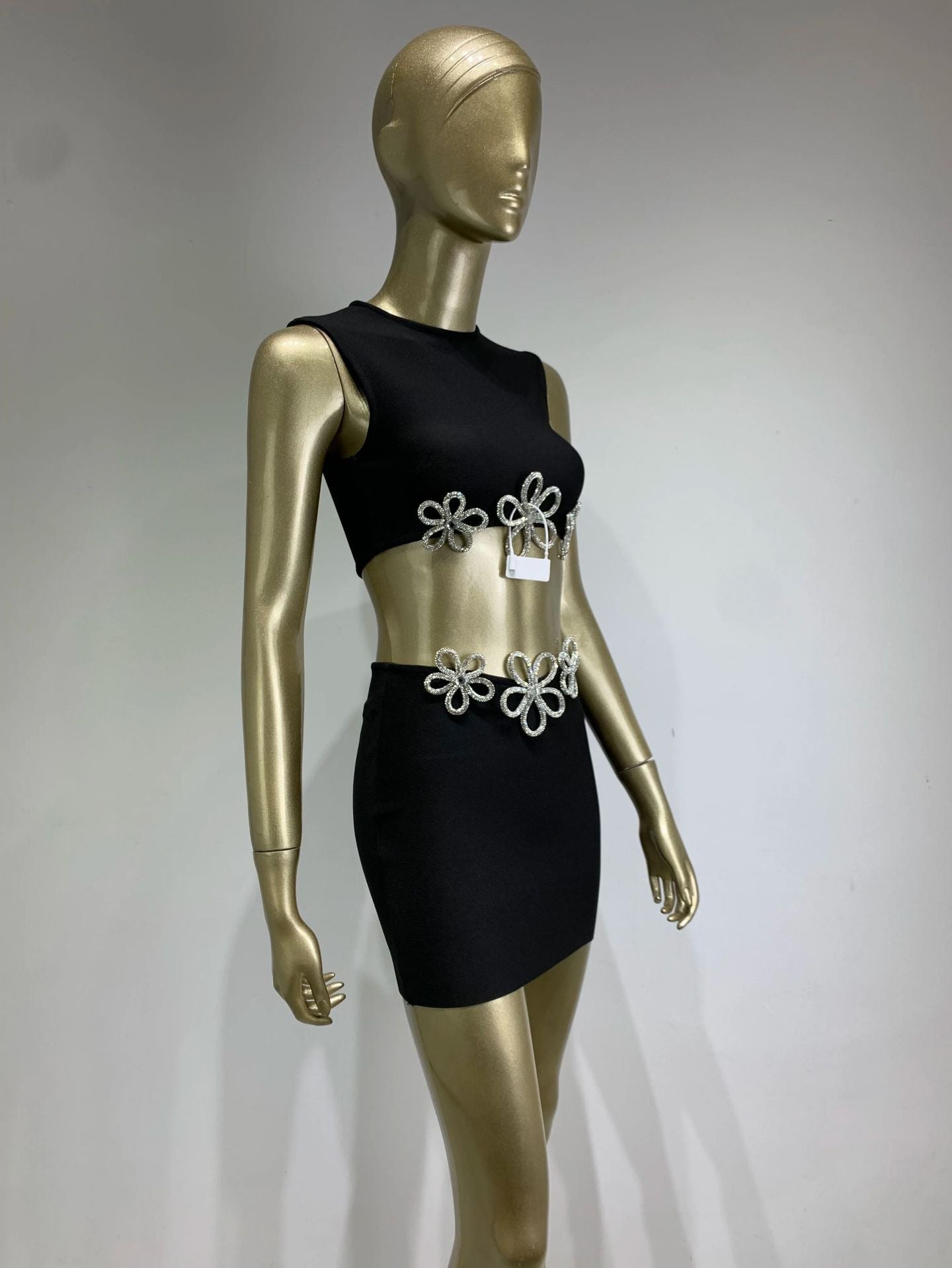 Women Sexy Embroidered Top and Bandage Skirt Two-piece Set 8