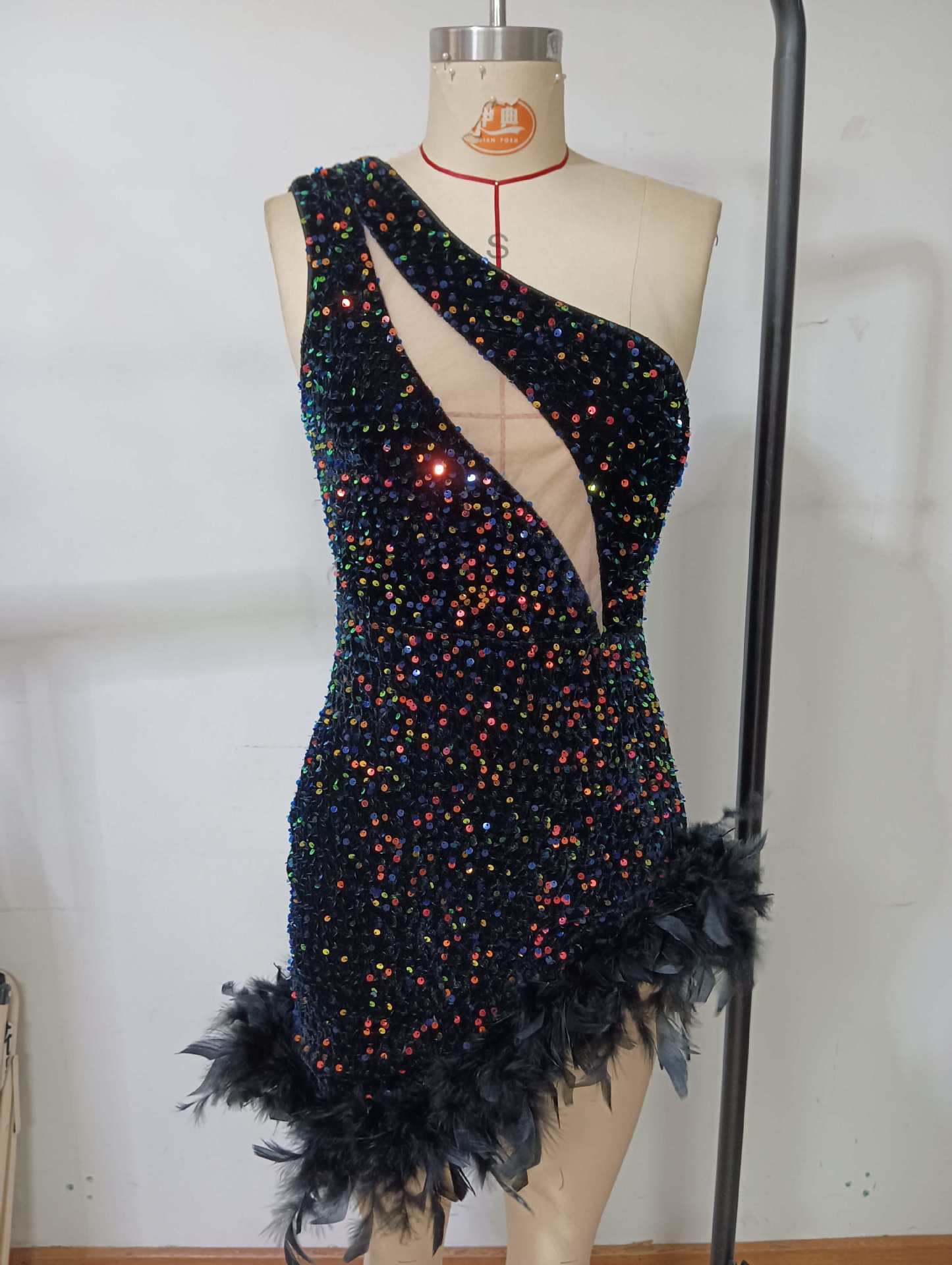 Women's Evening Dress Sexy One-Shoulder Slash Shoulder Elegant Low Back Sleeveless Bodycon Dress 7