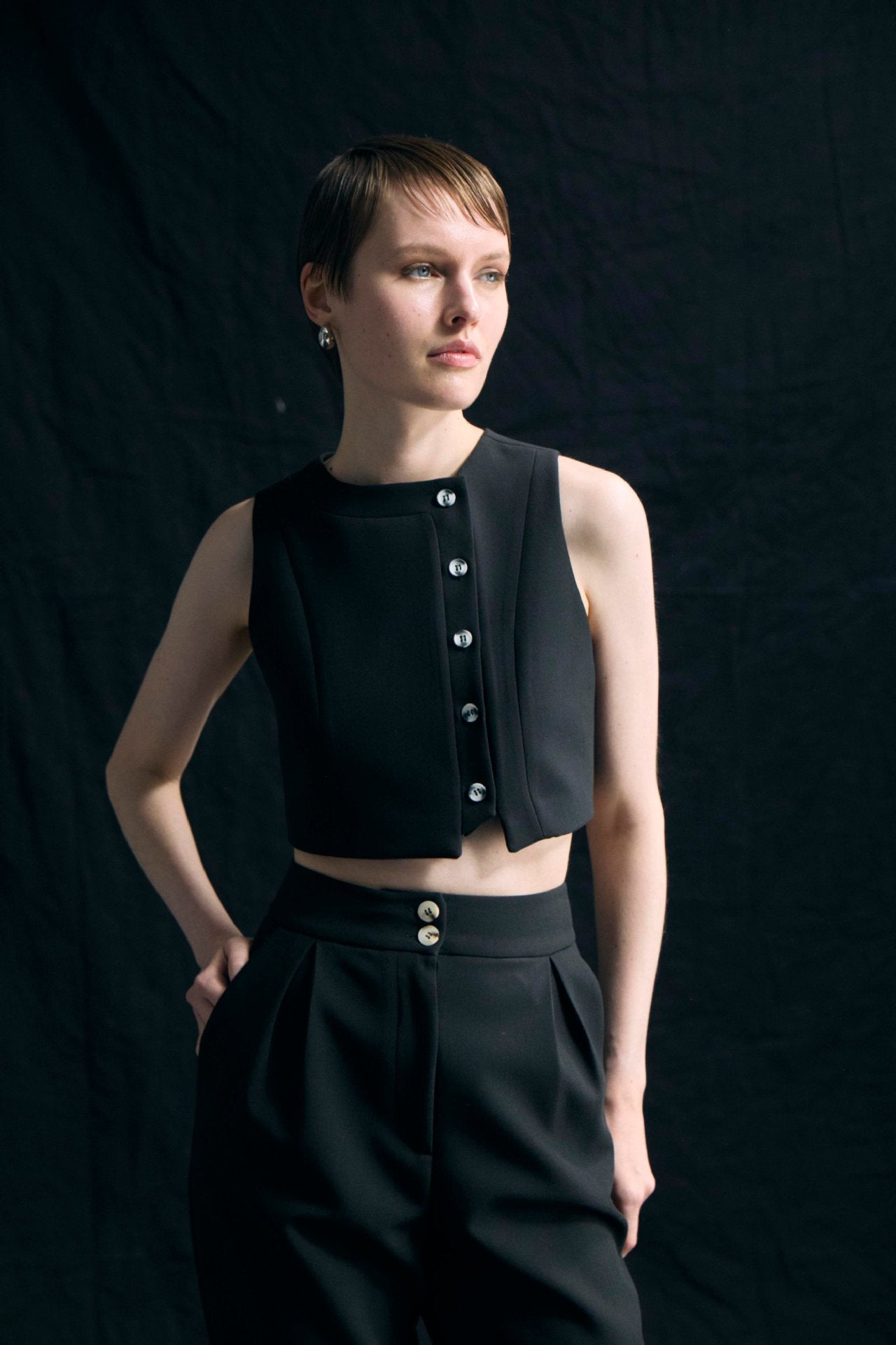 Women's Spring And Summer Fashionable Sleeveless Cropped Vest High Waist Pants Women's Two-Piece Set 8