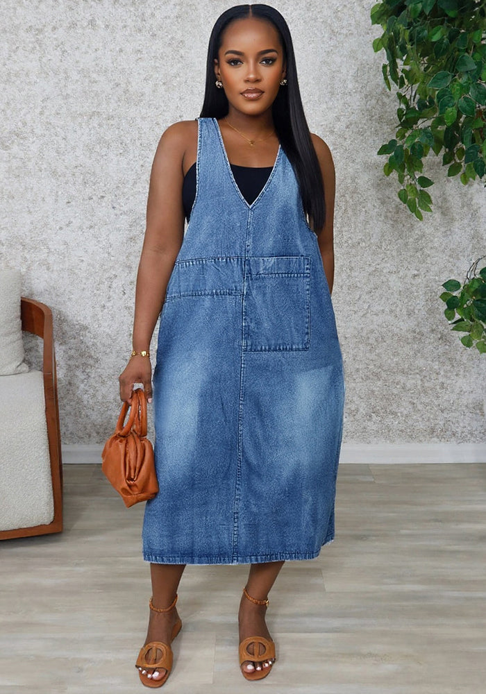 Women's solid color V-neck sleeveless denim dress