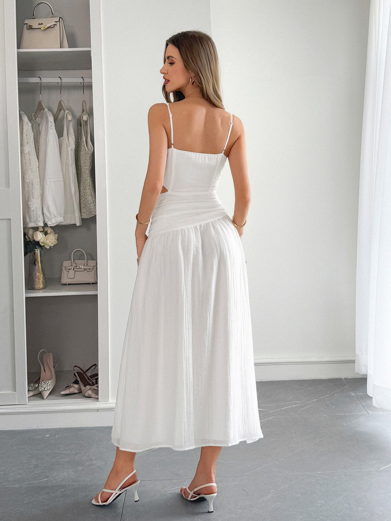 Elegant Holiday Deep V-Neck Maxi Dress for Summer 8