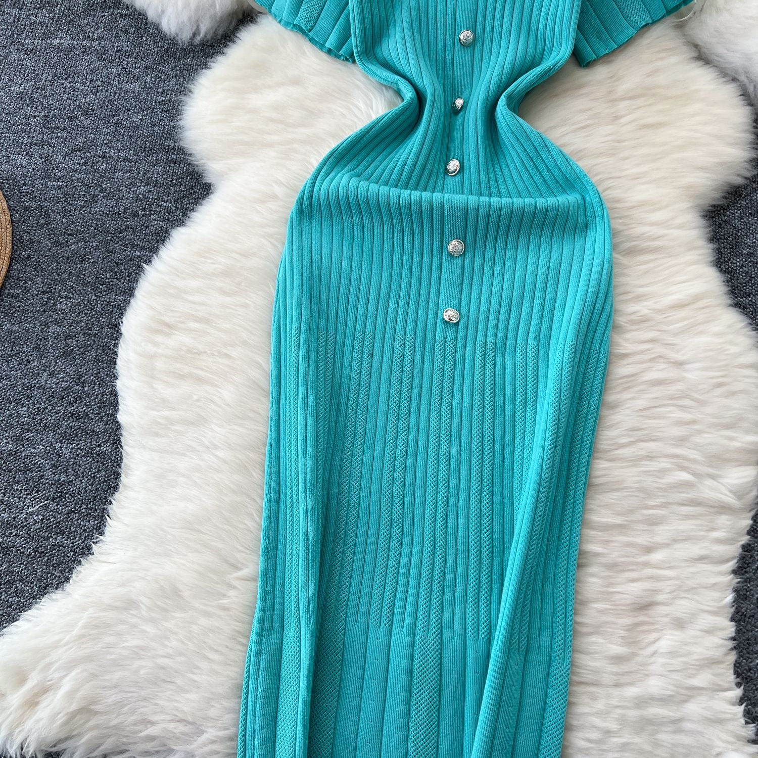 Chic Knitting Round Neck Single-Breasted Short-Sleeved Slim Midi Dress 18