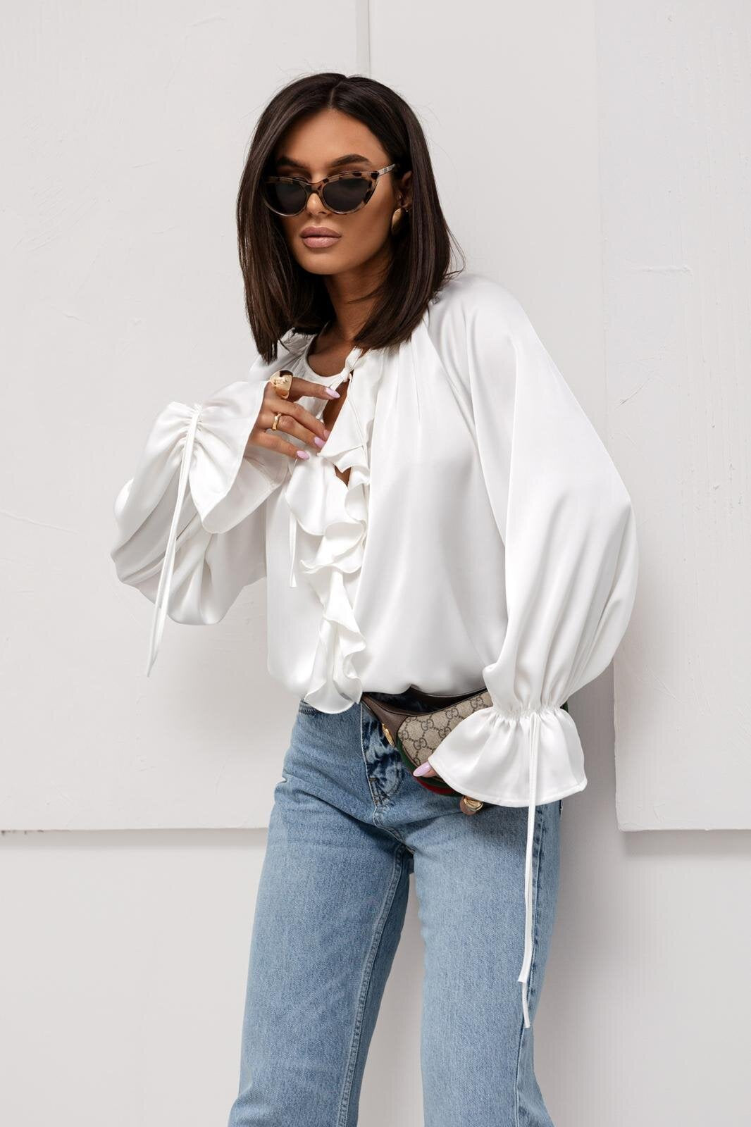 Women Spring ruffled Bell Bottom sleeve V neck lace shirt 10