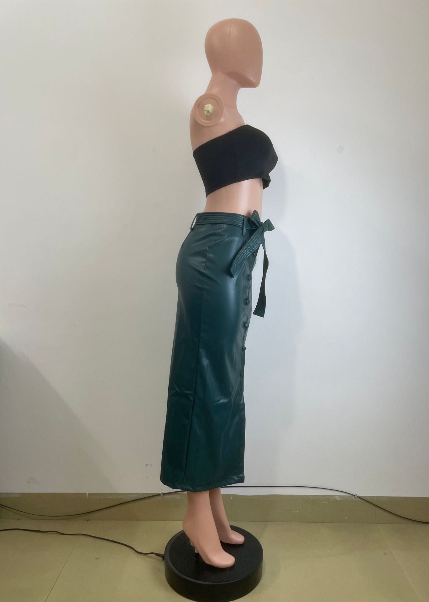 Autumn And Winter Mid-Length Black Pu Buckle Slit  Casual Leather Skirt With Belt 22