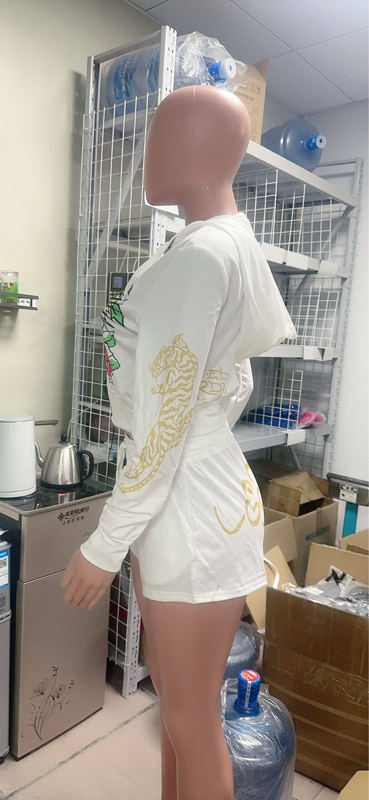 Women fashion print Hoodies and Shorts two piece set 6