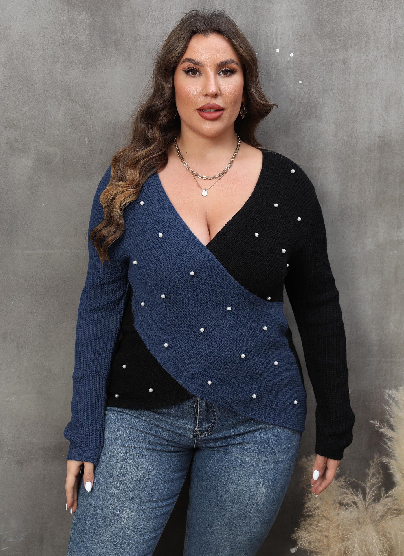 Women's Pearl Plus Size Contrast Color Cross Deep V Neck Sexy Sweater 3