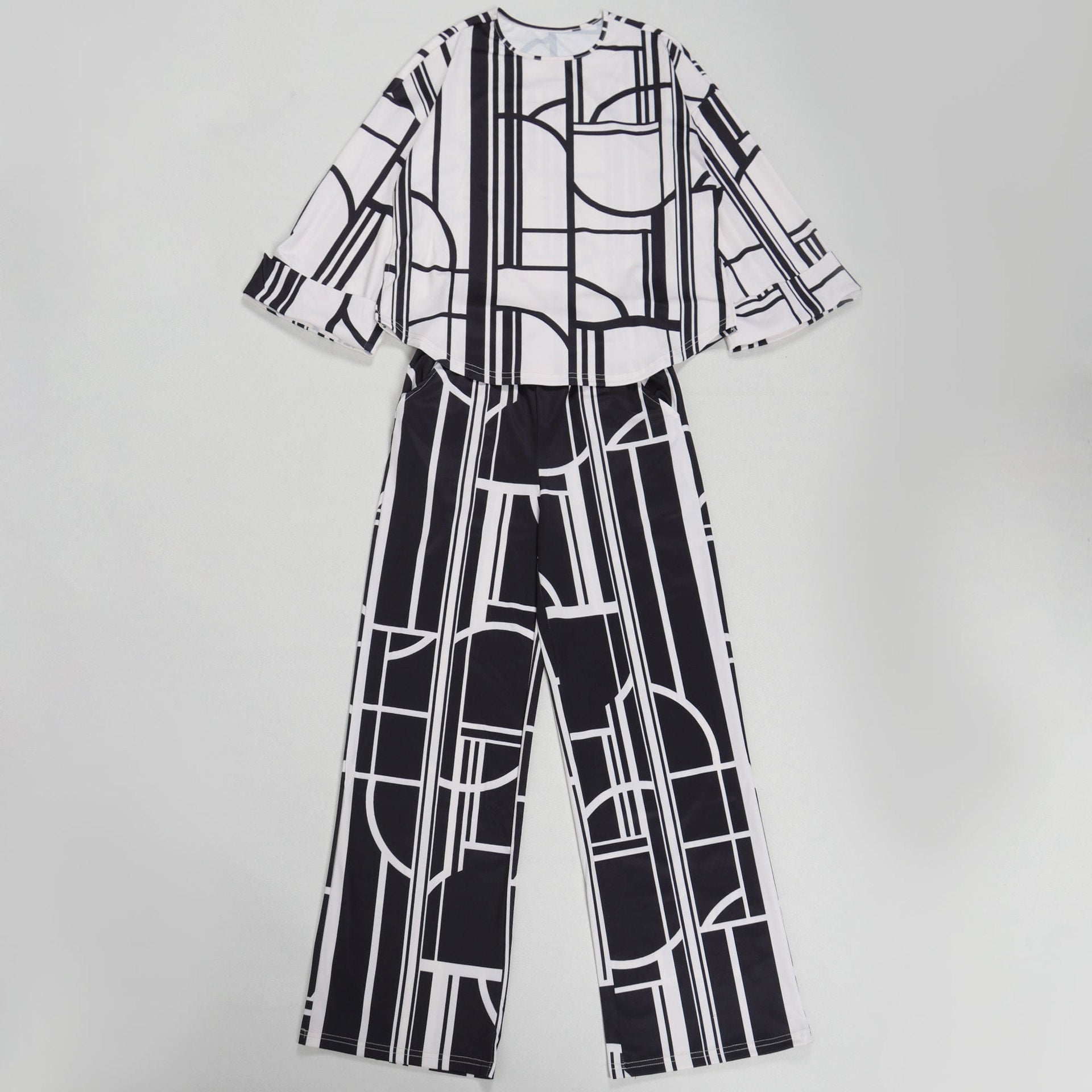 Printed Round Neck Long Sleeve Loose Top Straight Trousers Two-Piece Set 8