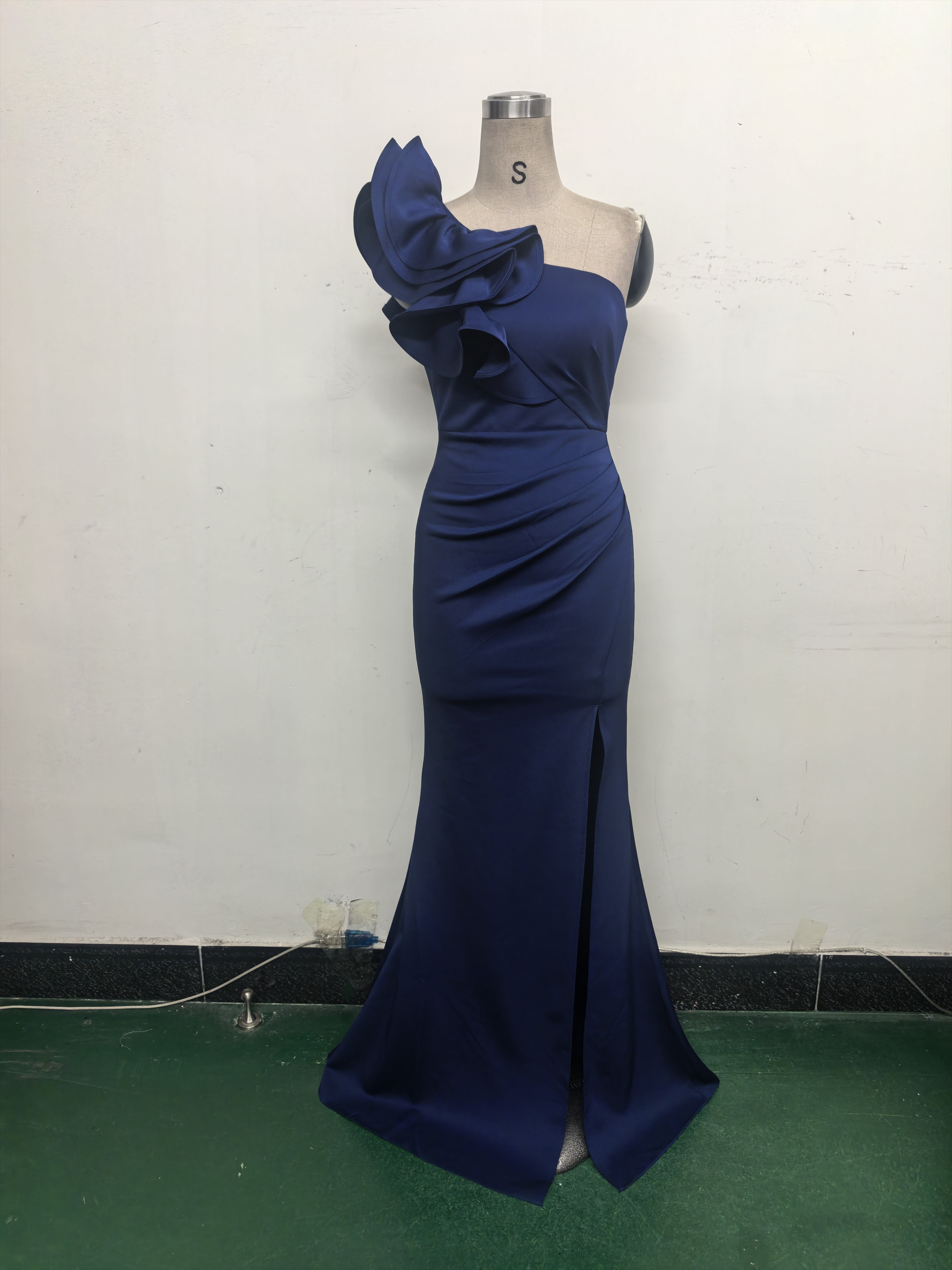 Women One-Shoulder Beaded Wool and Floral Satin Slit Sexy Evening Dress 41