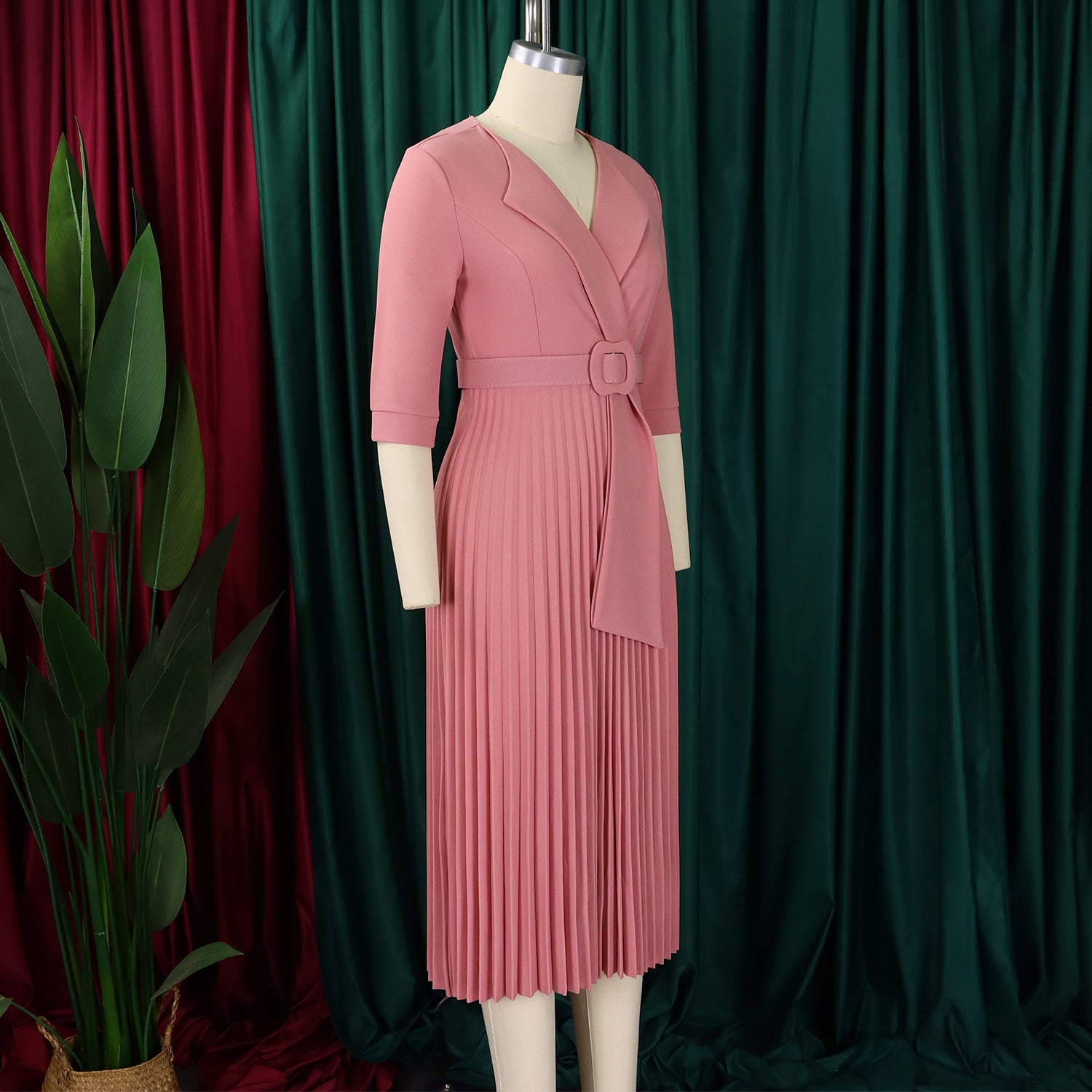 African Women Turndown Collar Lace-Up Pleated Dress 17