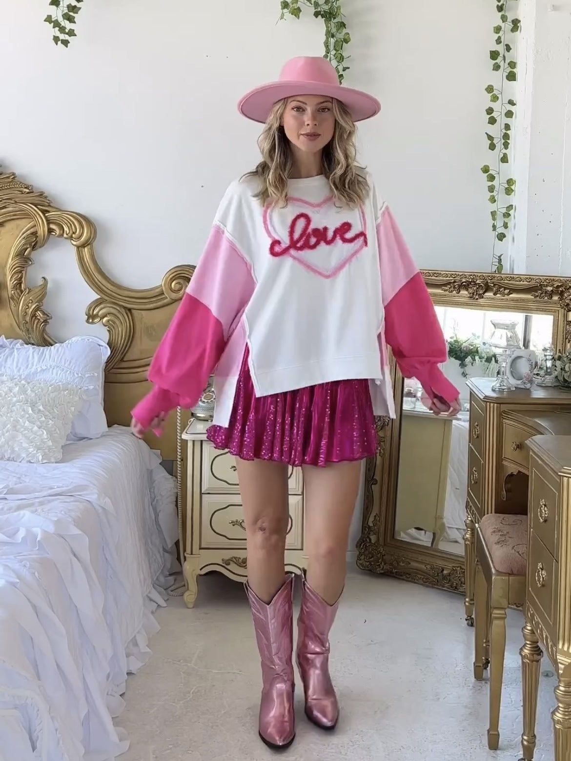 Women Valentine's Day Embroidered Long Sleeve Top 6