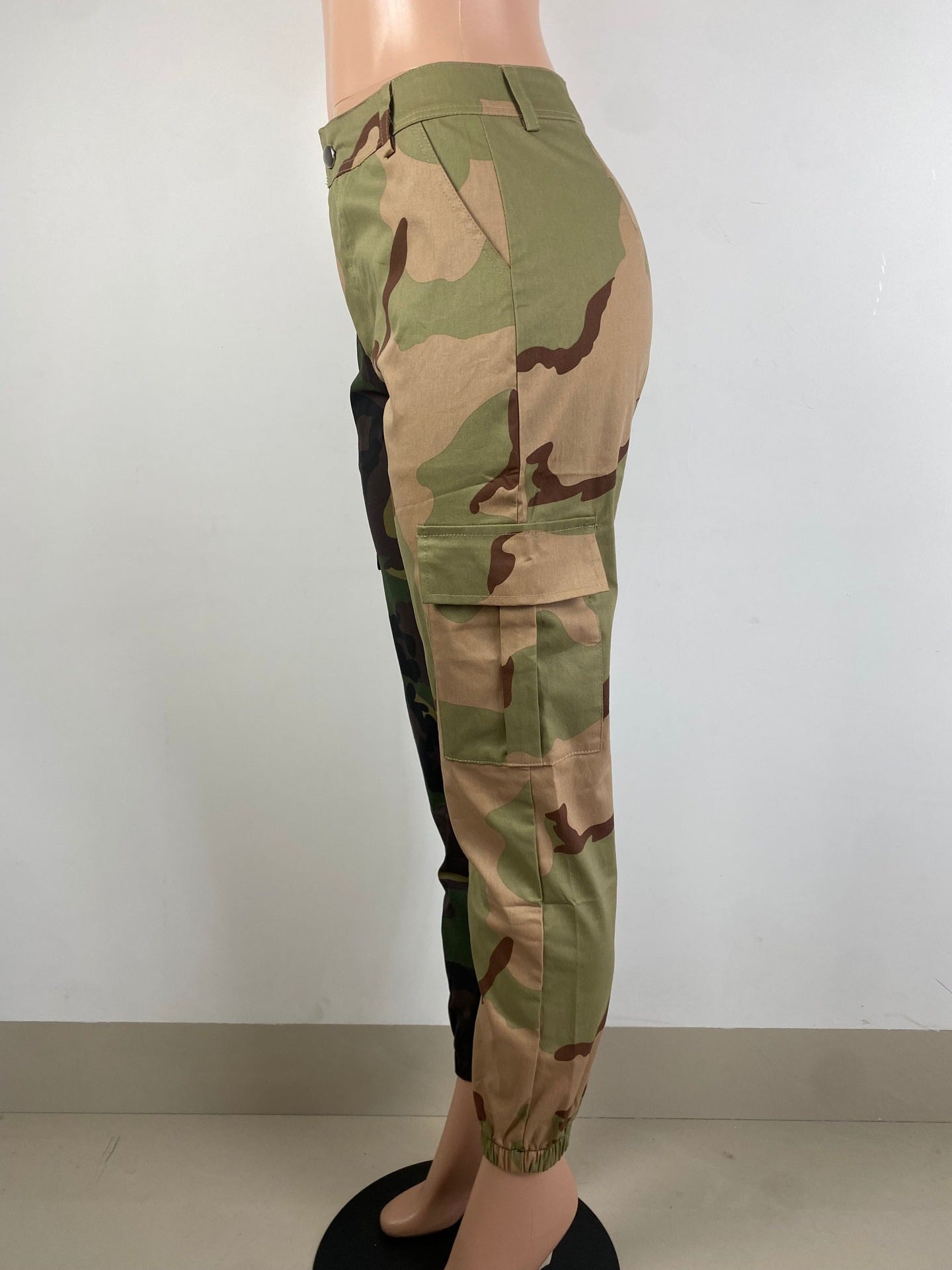 Women's Fashion Style Contrast Patchwork Camo Cargo Pants 11