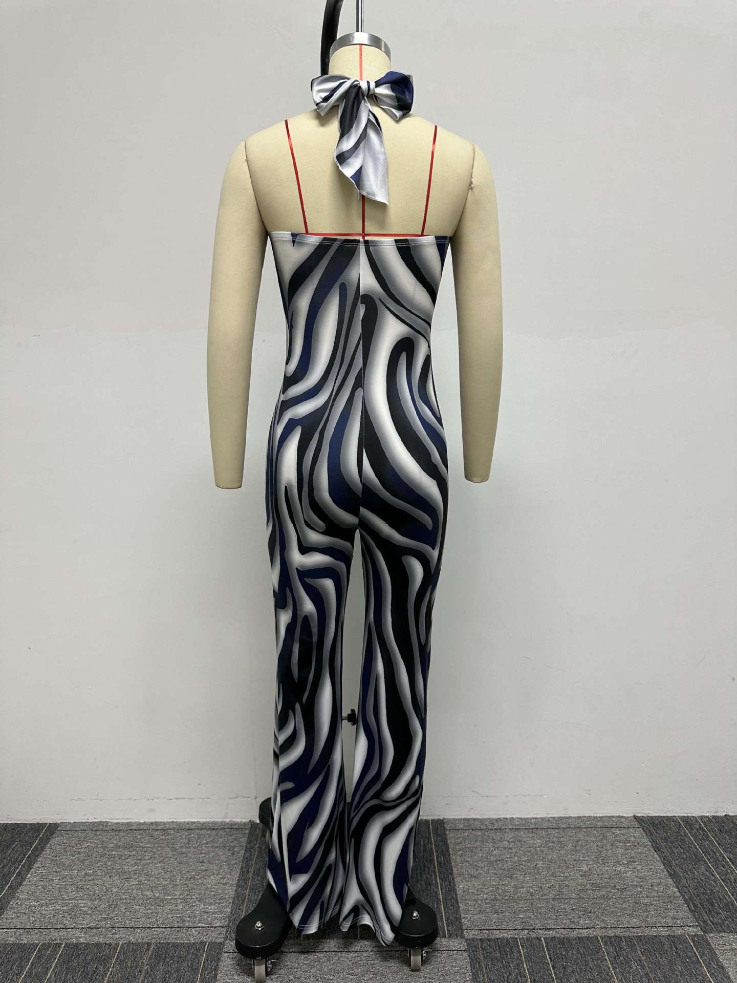 Sexy Printed Halter Neck Lace-Up Printed Stretch Bootstrap Sleeveless Jumpsuit 12