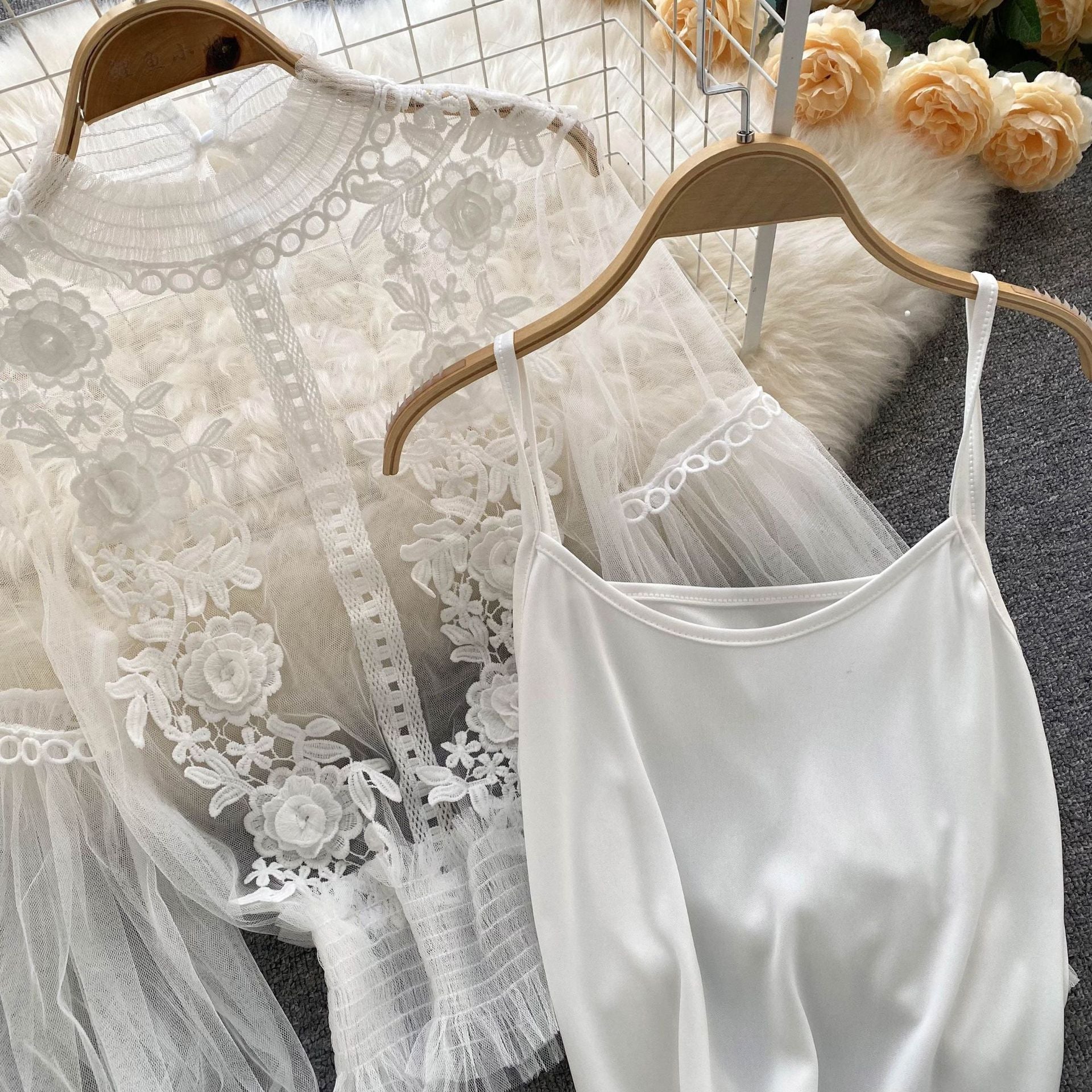 Women Flowers See-Through Mesh Lantern Sleeves lace crop Top 19