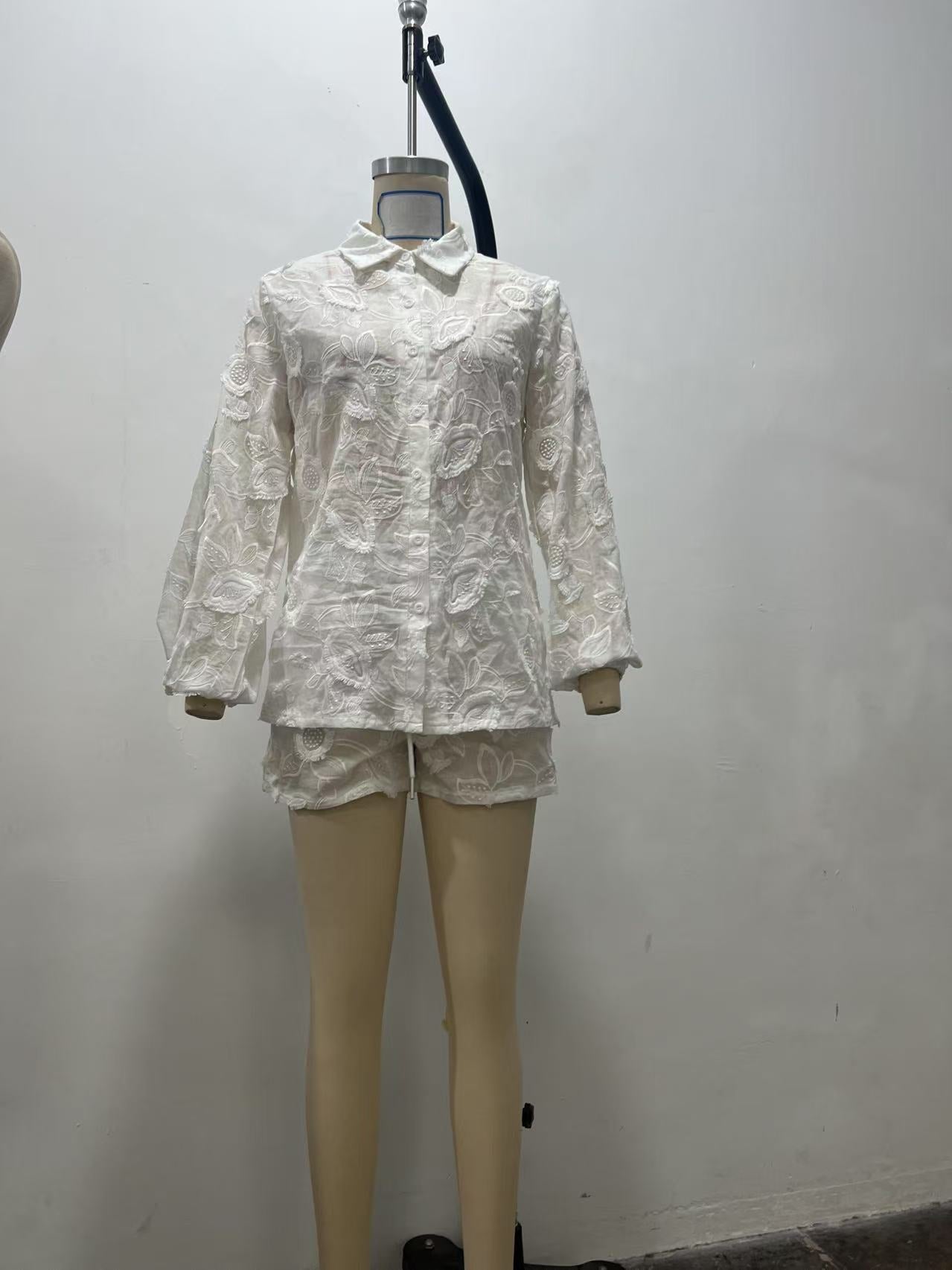 Women's Fashion Sexy White Lace Embroidery See-Through Shirt High Waist Shorts Two Piece Set 8