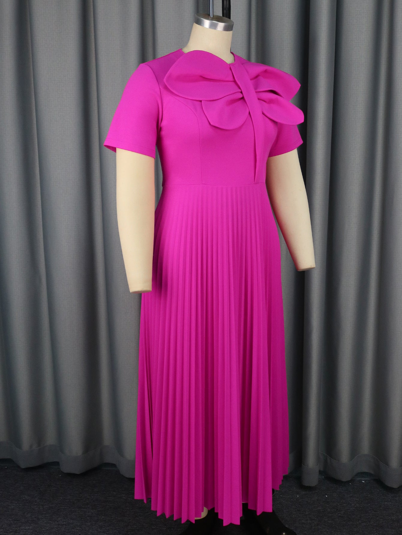 Plus Size Women Elegant Pleated Rose Bowknot Dress 5