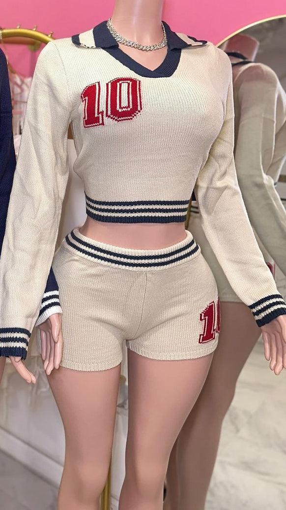 Women autumn turndown collar contrast color long-sleeved top shorts two-piece set 4