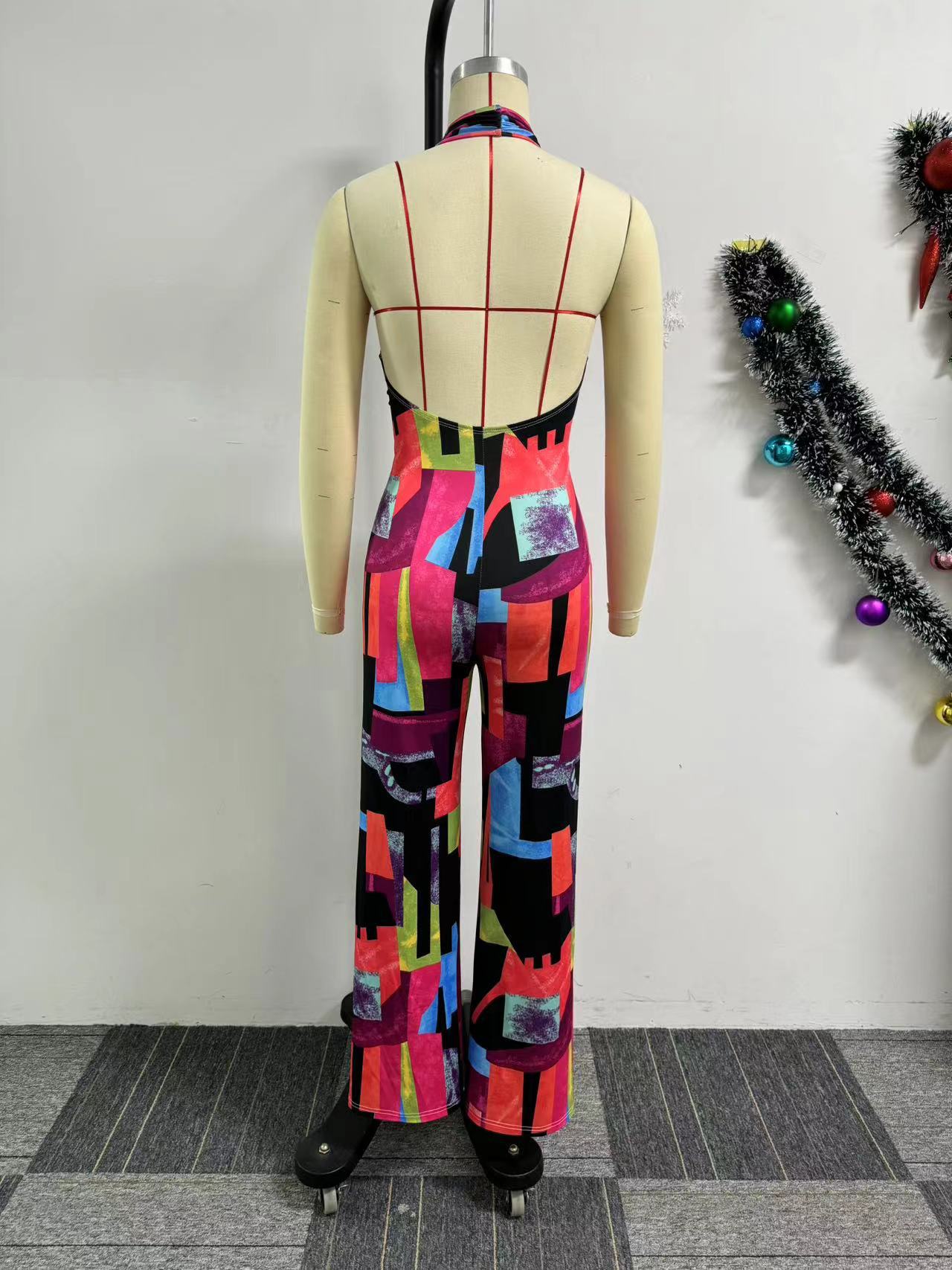 Sexy Printed Cross Halter Neck Low Back Slim Jumpsuit 7
