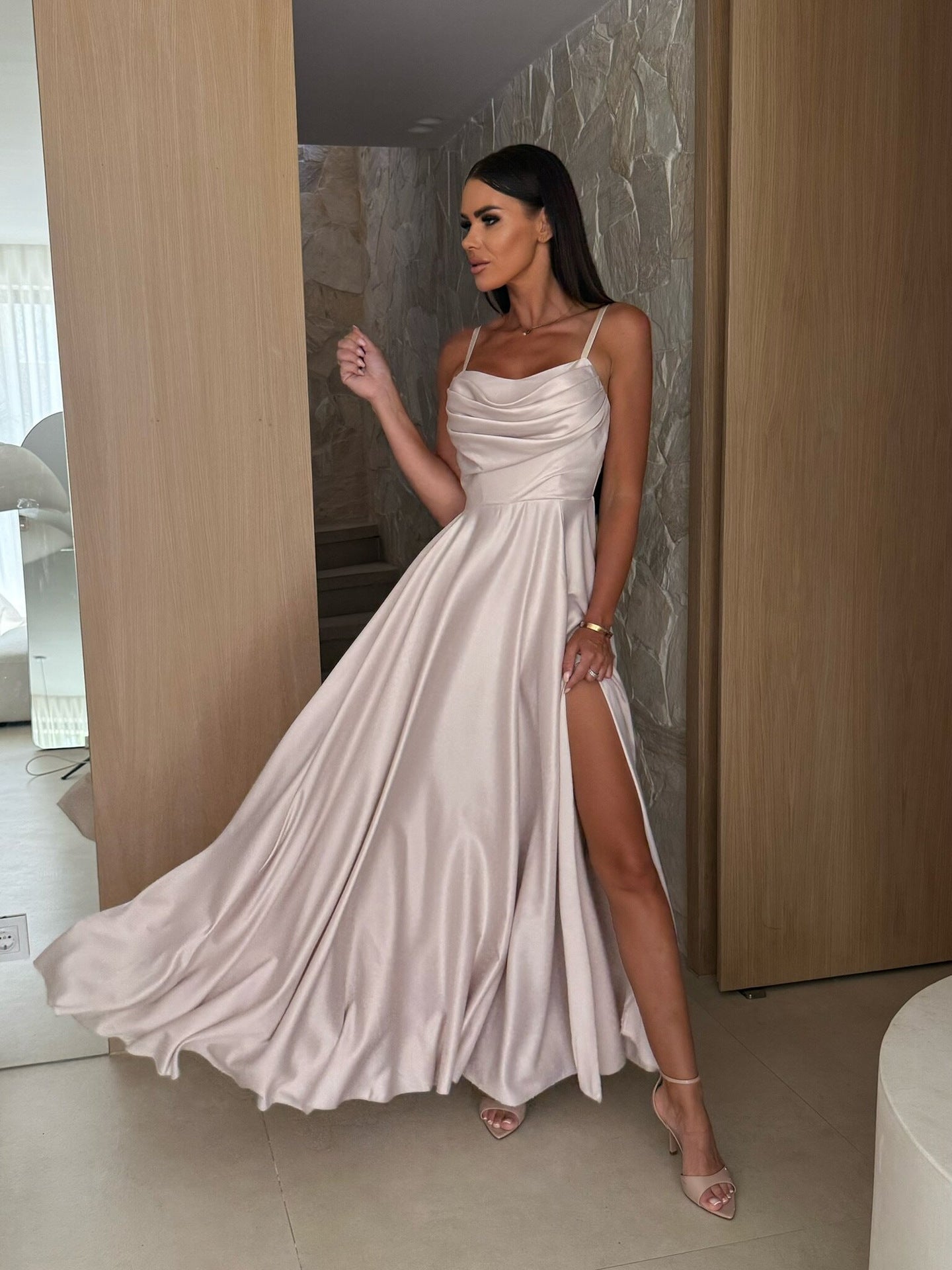 Women's Summer Sexy Low-Back Solid Color Strap Slit Dress 3