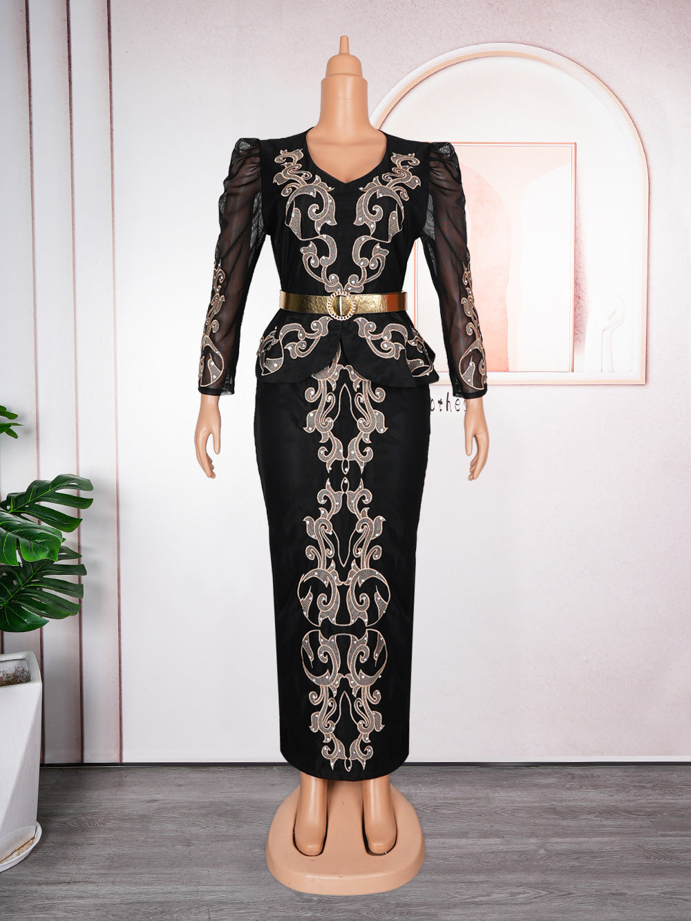 African Women's Plus Size Beaded V-Neck Dress 16