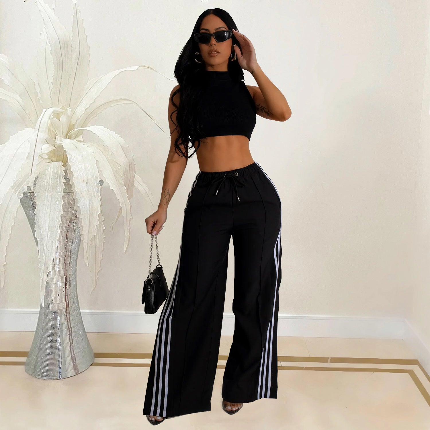 Women Solid Sweatpants 3