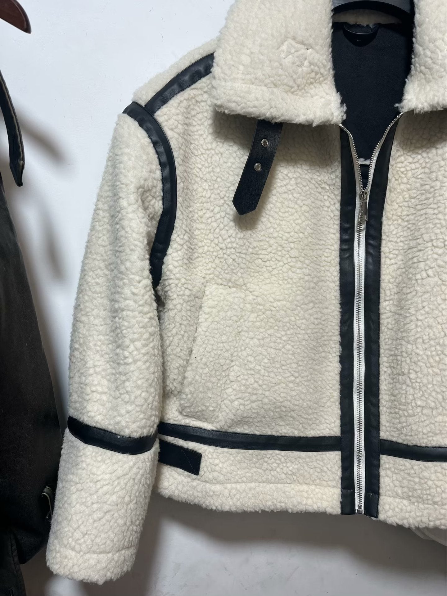 Women autumn and winter lamb wool coat 8