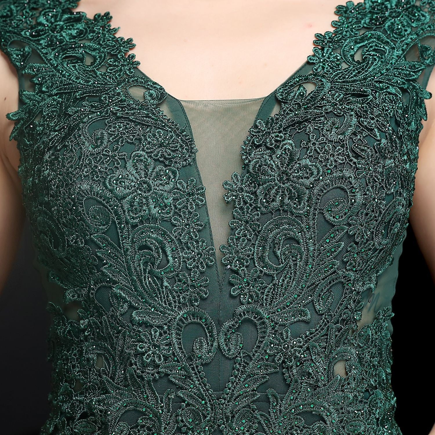 Plus-Size Women Lace-Trimmed Rhinestone Bridal Mermaid Evening Dress 22