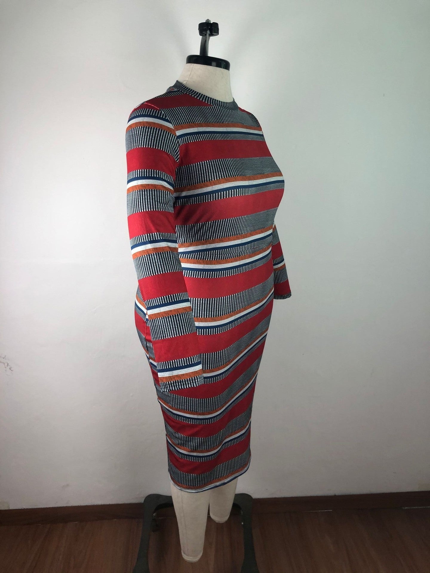 Plus Size Women's Ribbed Striped Print Long Sleeve Dress 7