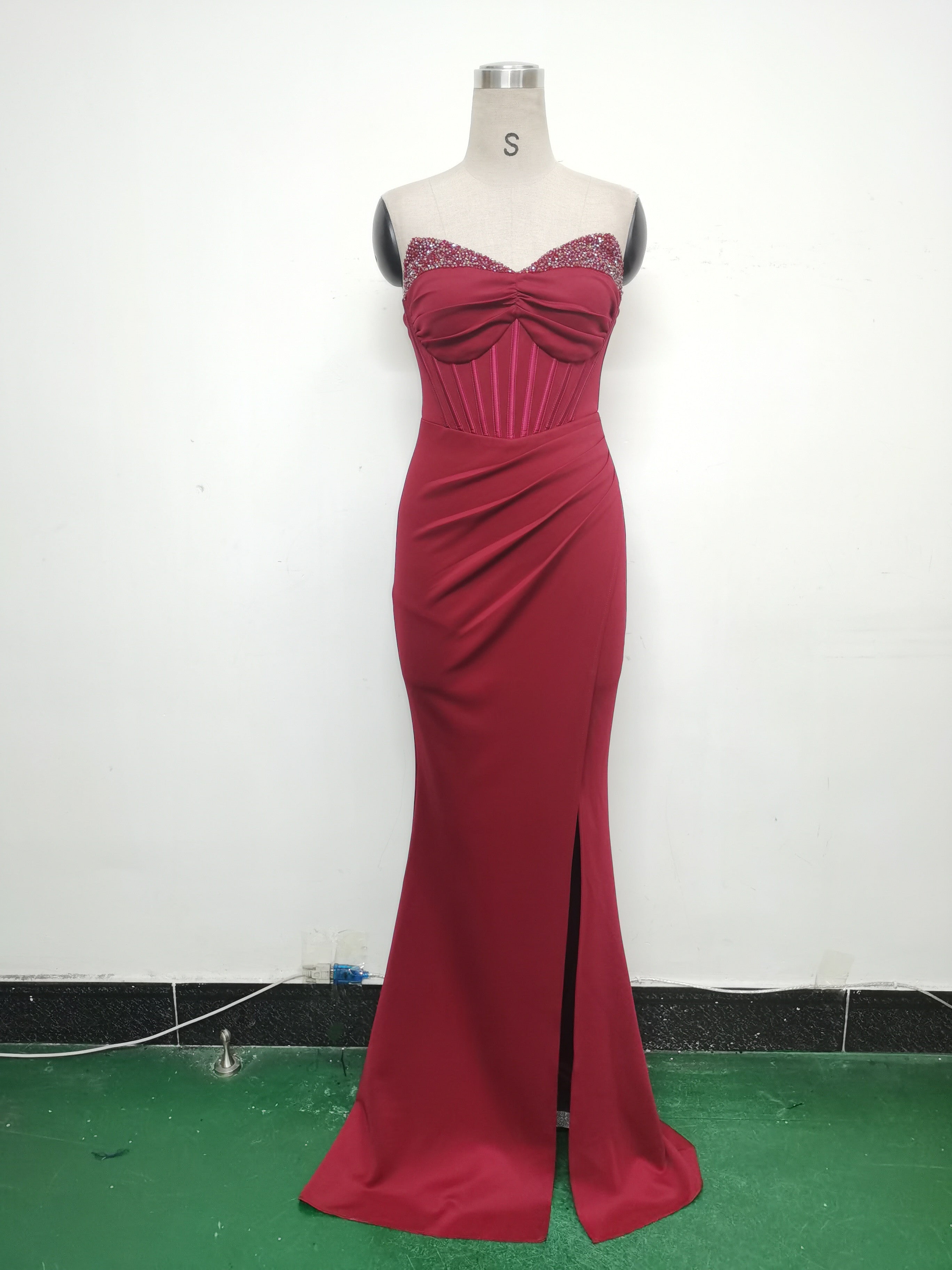 Women Fishbone Vest Beaded Evening Dress 29