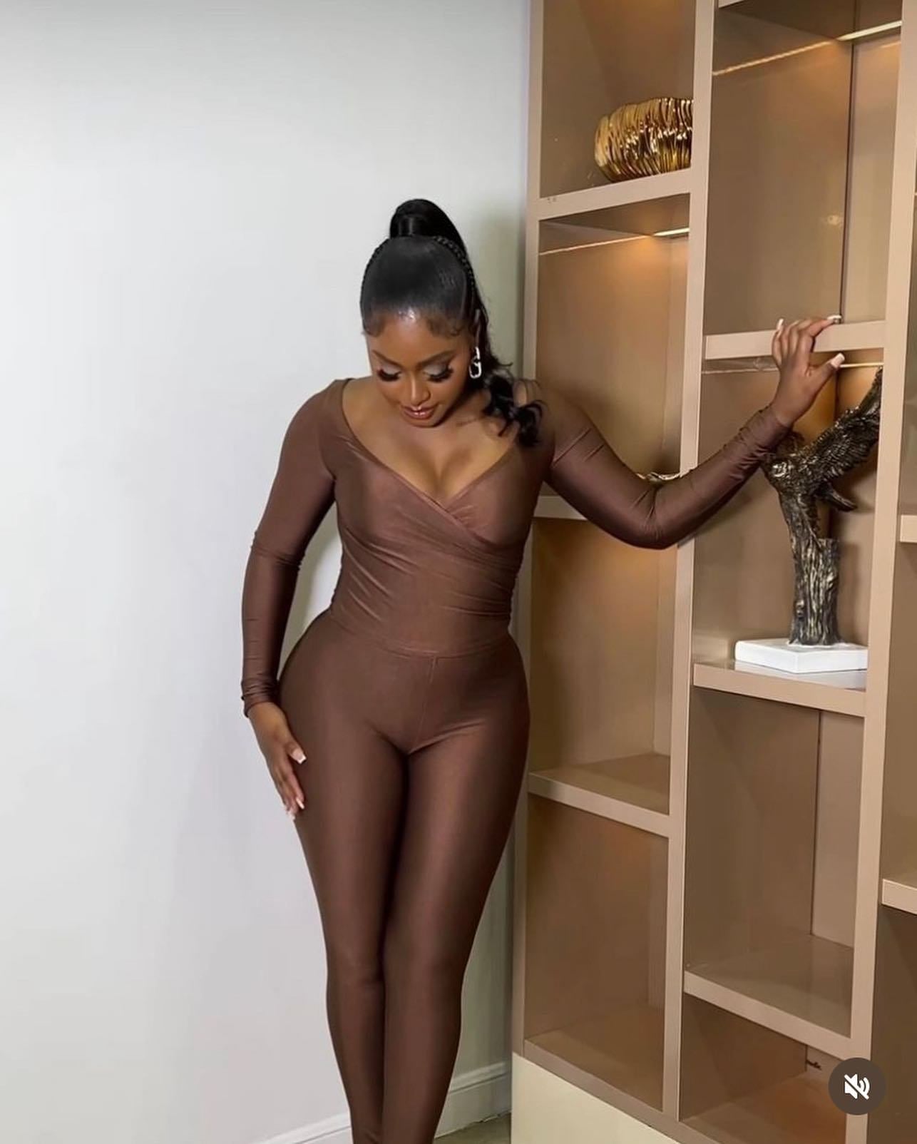 Women Solid v-neck sexy long-sleeved Top And trousers two-piece set 6