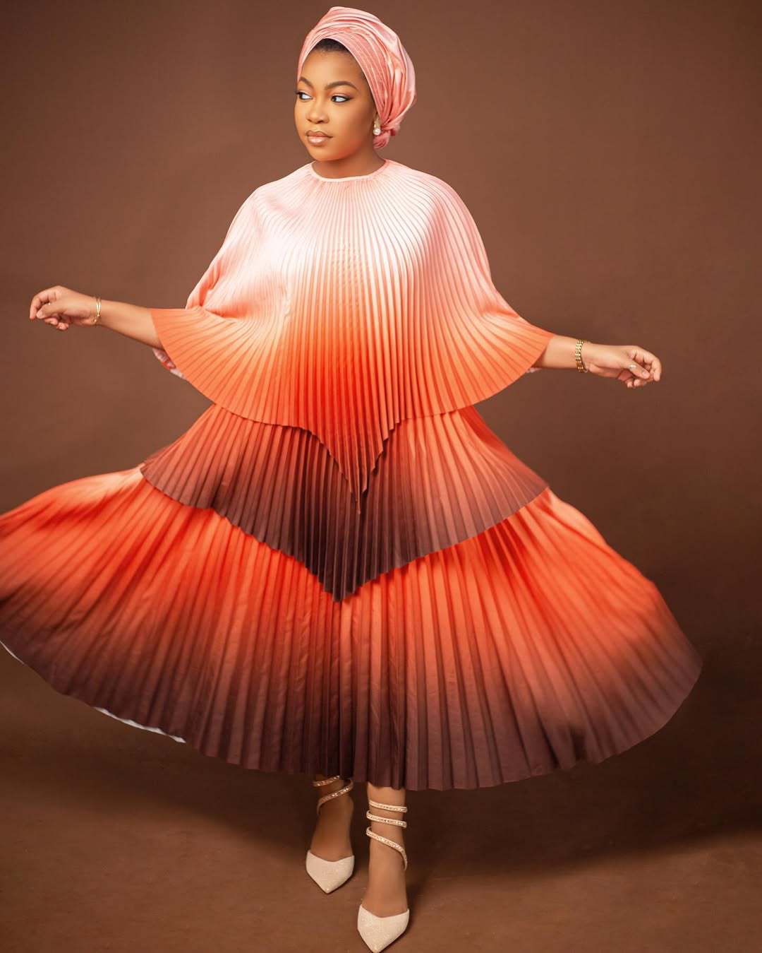 Plus Size women's clothing Slim Fit two-piece pleated gradient top pleated long skirt 7