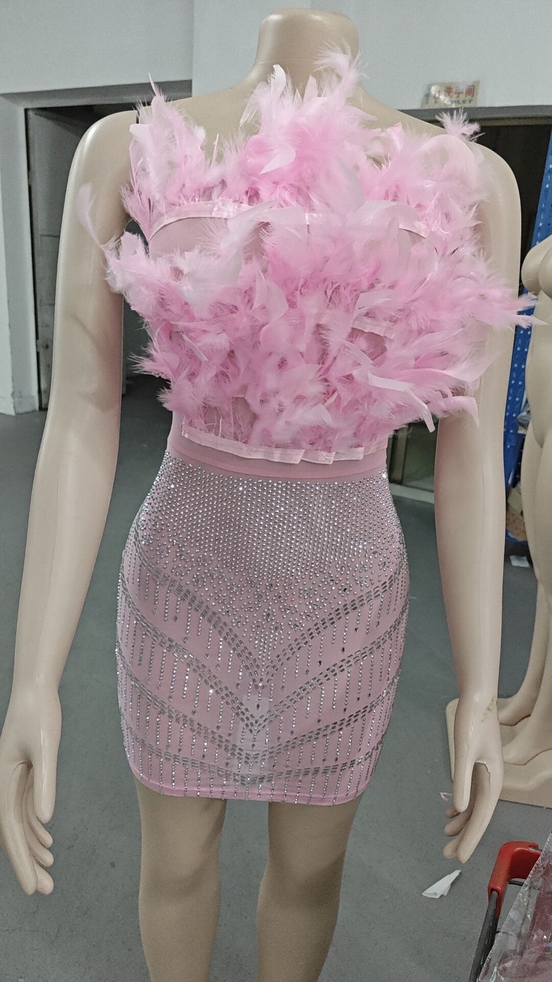 See-Through Slim Feather Beaded Sleeveless Strapless Bodycon Dress 19