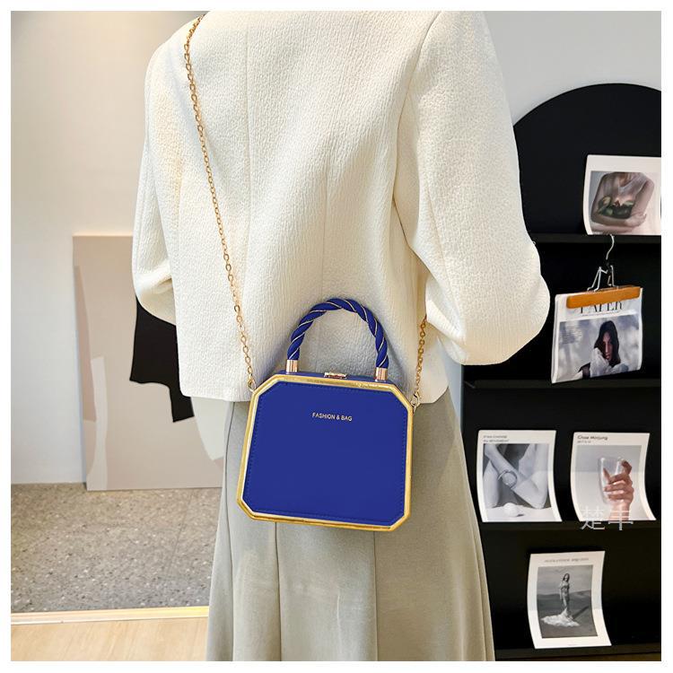 Small Bag Women's Fashion Chain Bag Hard Shell Handbag Shoulder Crossbody Box Bag 30