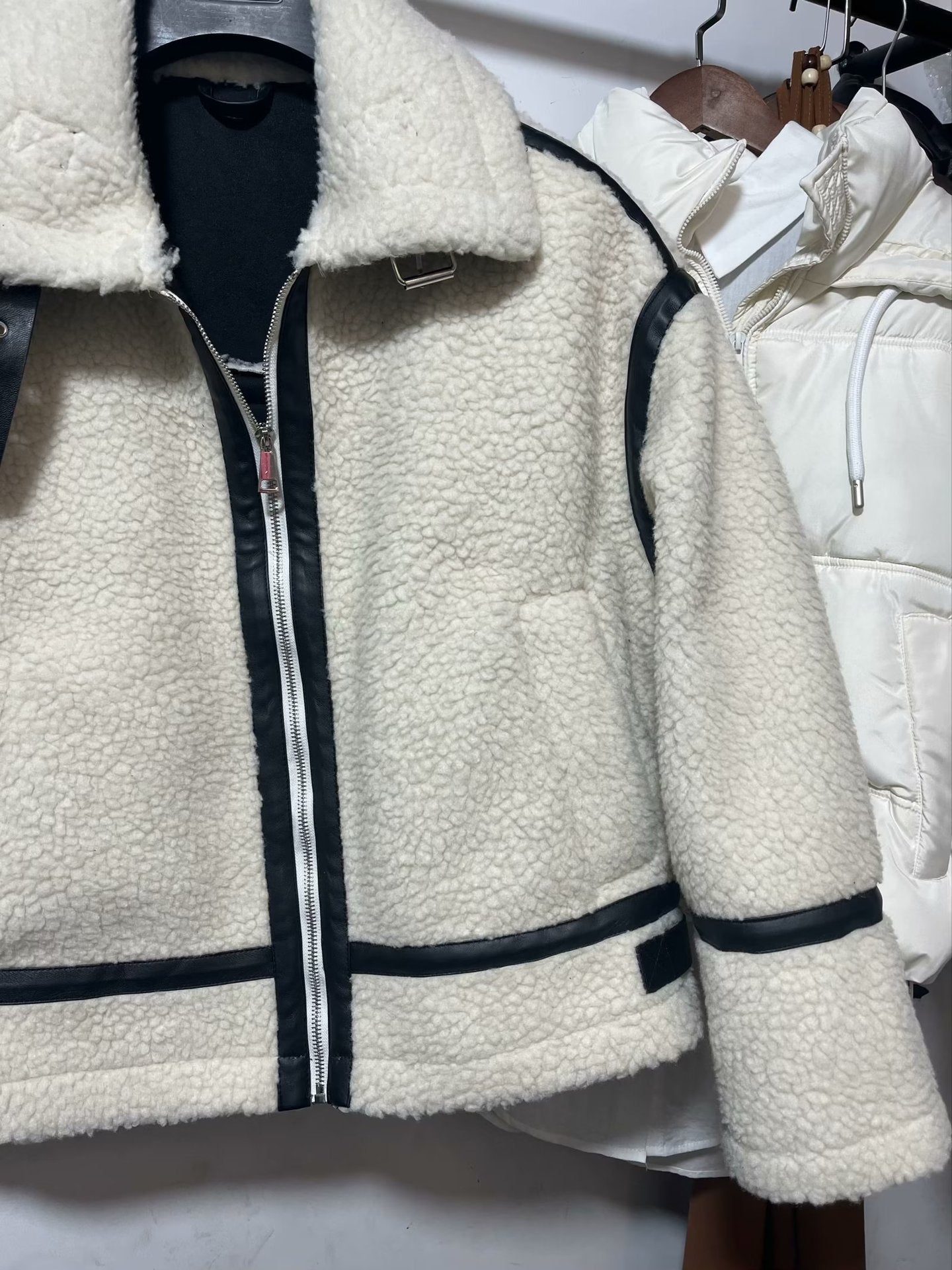 Women autumn and winter lamb wool coat 9