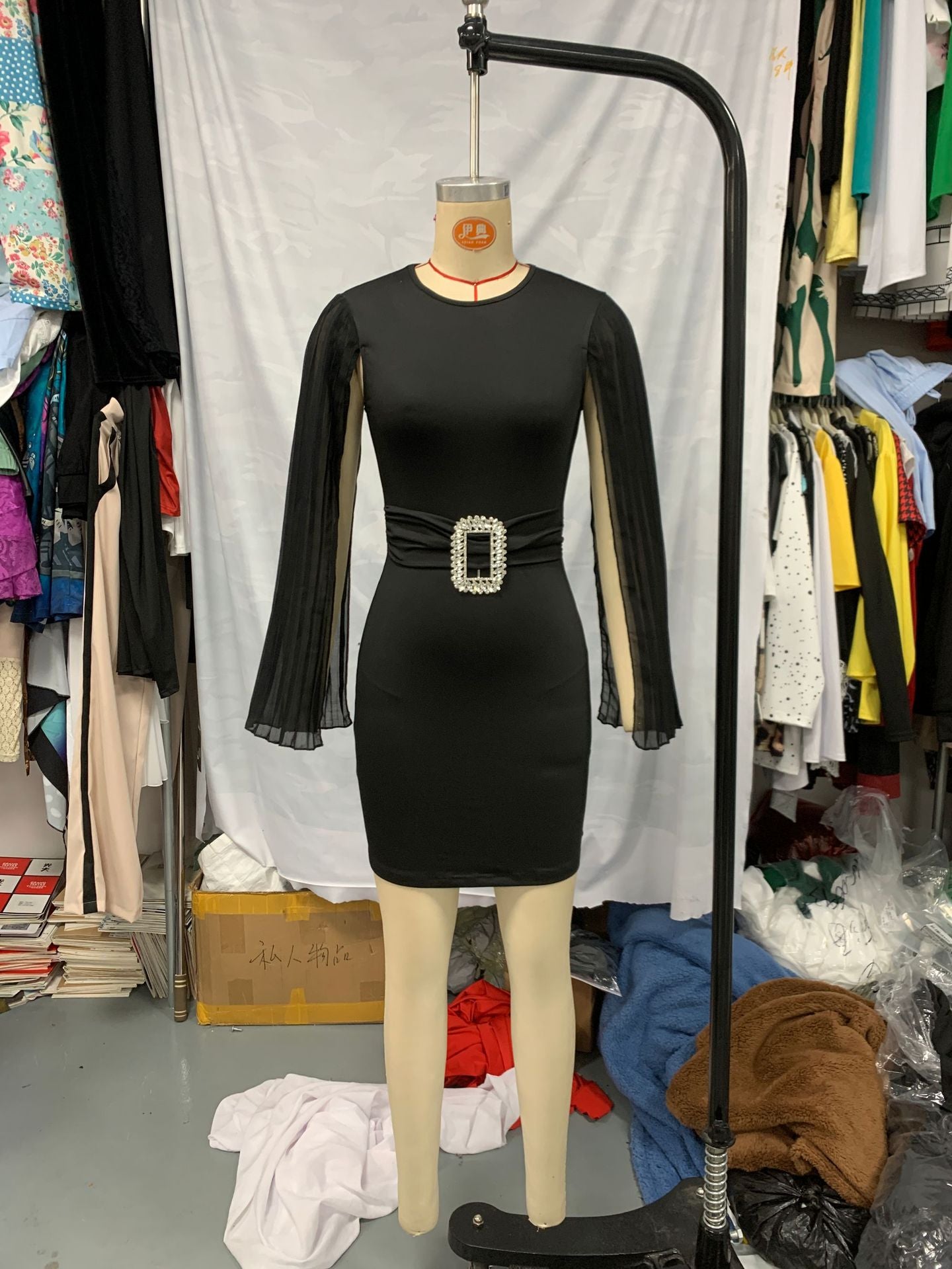 Women’s Elegant Fashion Cape Sleeve Bodycon Dress 8