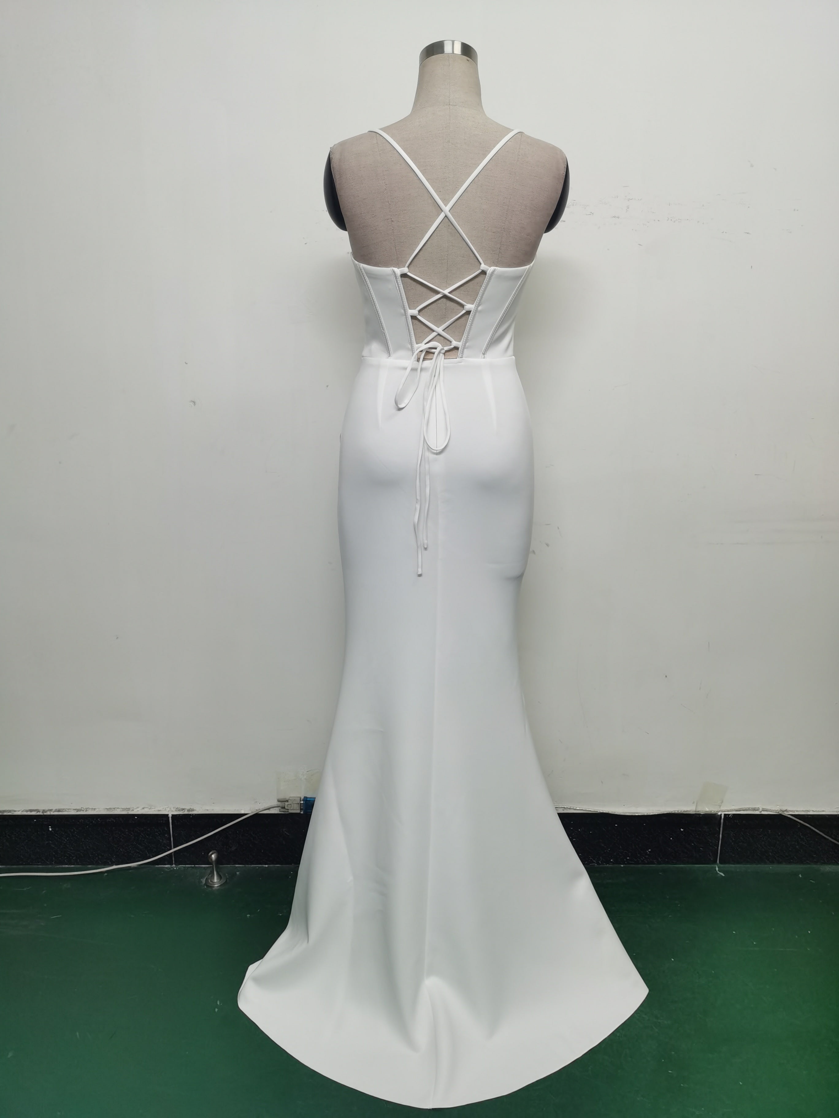 Luxury Strap Fishbone Slim Waist Evening Dress 20