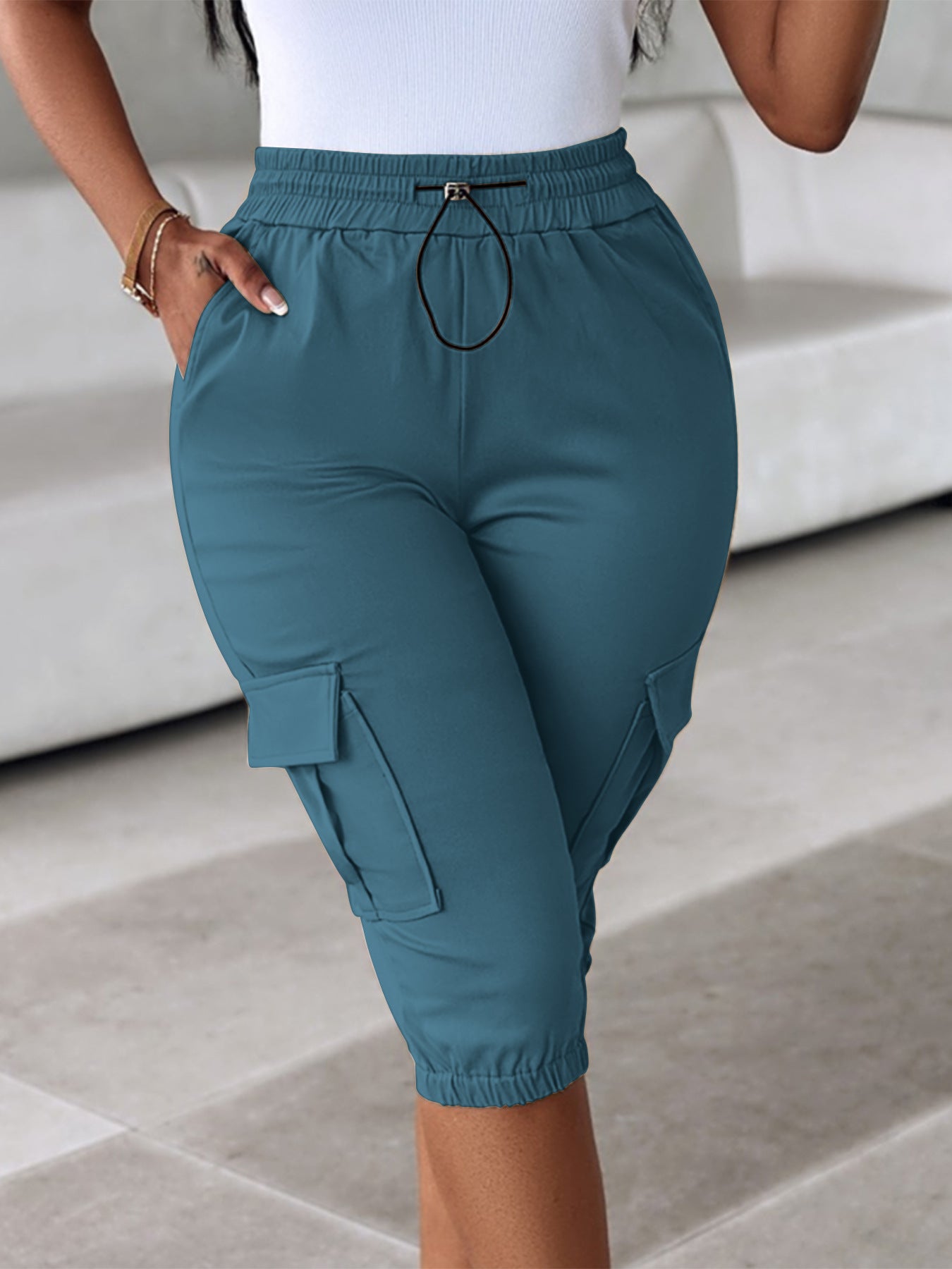 Women elastic waist pocket Cargo shorts 8