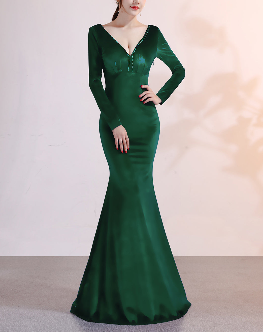Women Long-Sleeved Velvet Evening Dress Formal Party Autumn And Winter Long Fishtail Party Dress