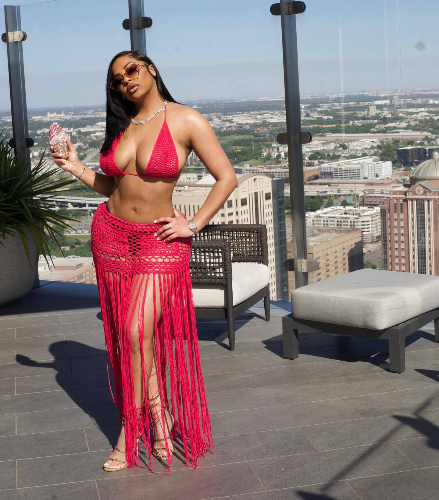 Women's Crochet Solid Color Bikini Top Tassel Beach Skirt Two Piece Set 4