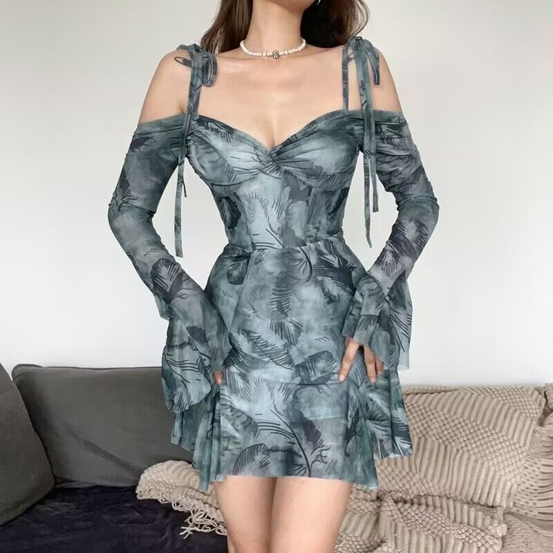 Women Summer Sexy Off Shoulder Bell Bottom Sleeve Print Strap Dress 3