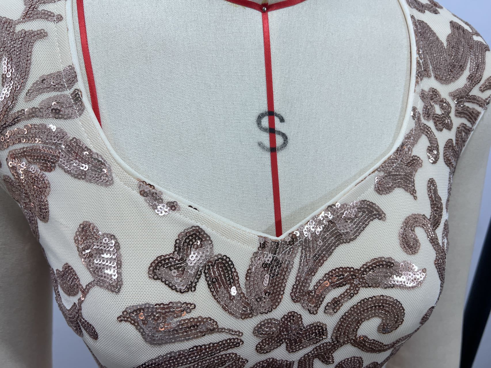 Fashion Sexy Sleeveless Low Back Party Gown 11