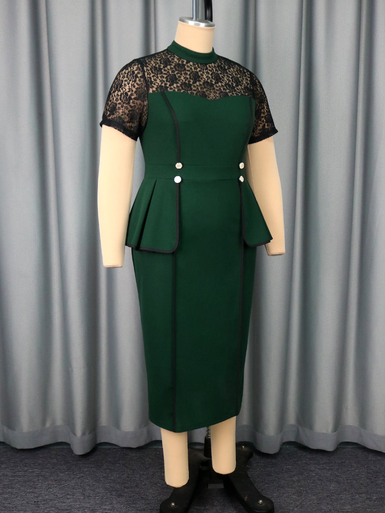 Plus-Size Women Dark Green Patchwork Knitted Lace Short-Sleeved Bodycon Dress 6