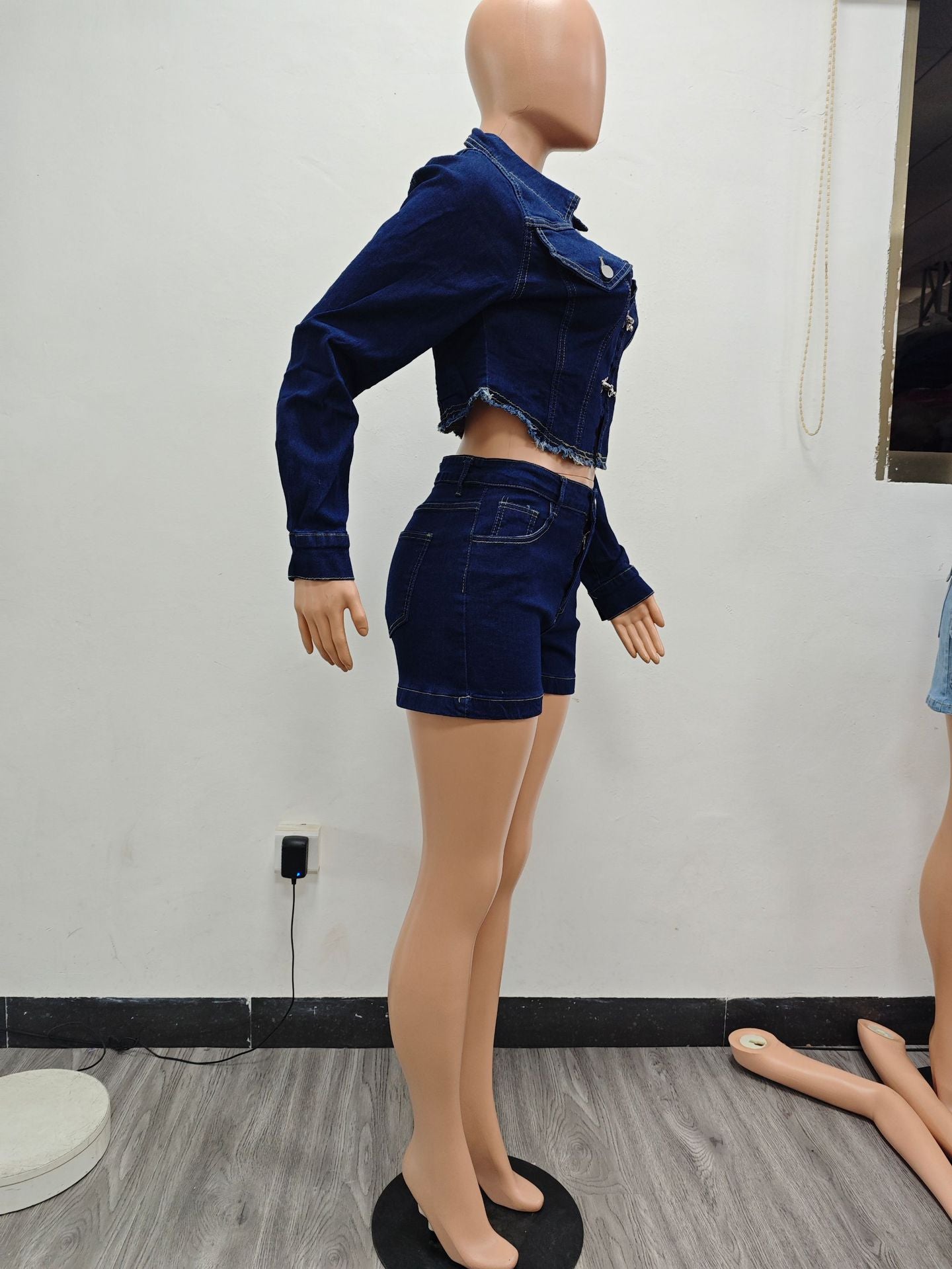 Women casual stretchy denim shorts long sleeve top two-piece set 8